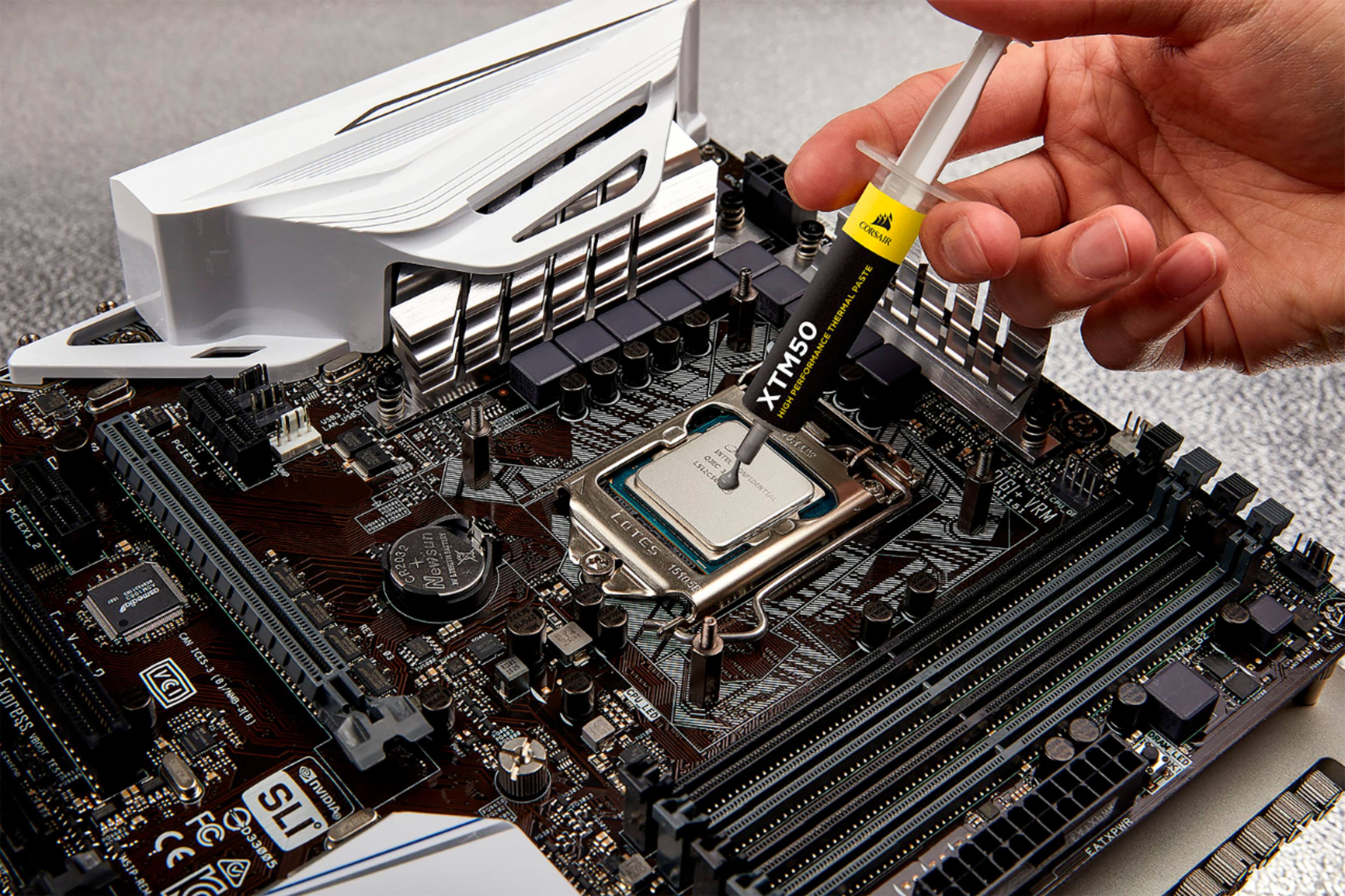 Alt View 13. CORSAIR - XTM50 High Performance Thermal Paste Kit - Gray.