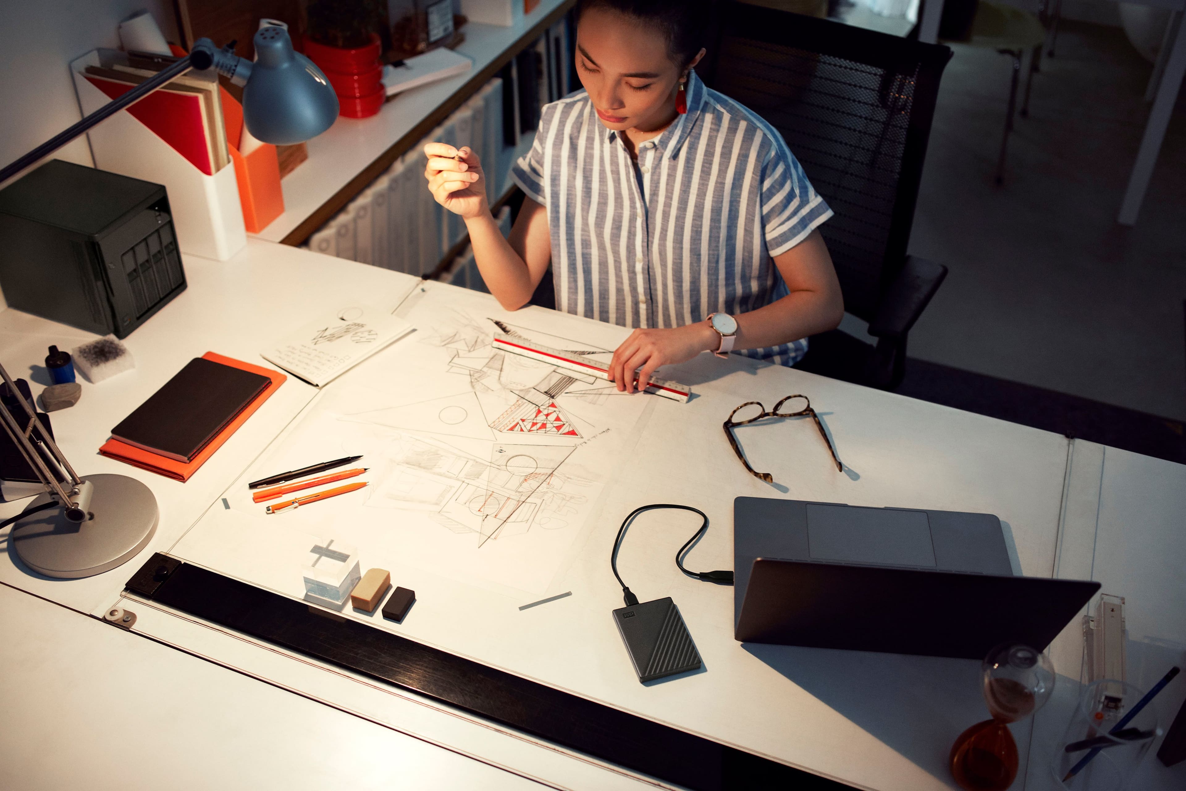 Alt View 19. WD - My Passport 1TB External USB 3.0 Portable Hard Drive - Black.