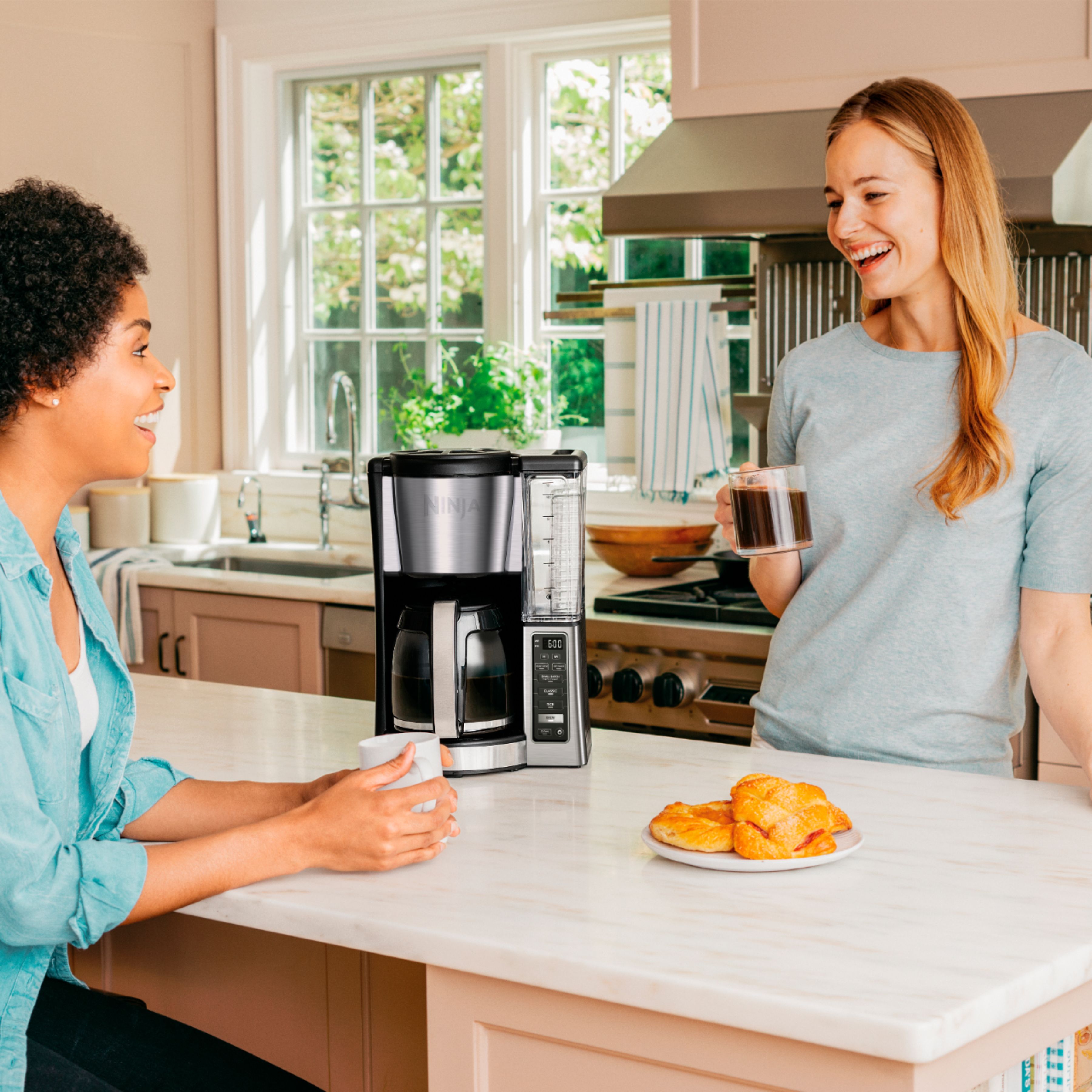 Ninja's DualBrew fills the carafe and handles cold brew or K-Cups