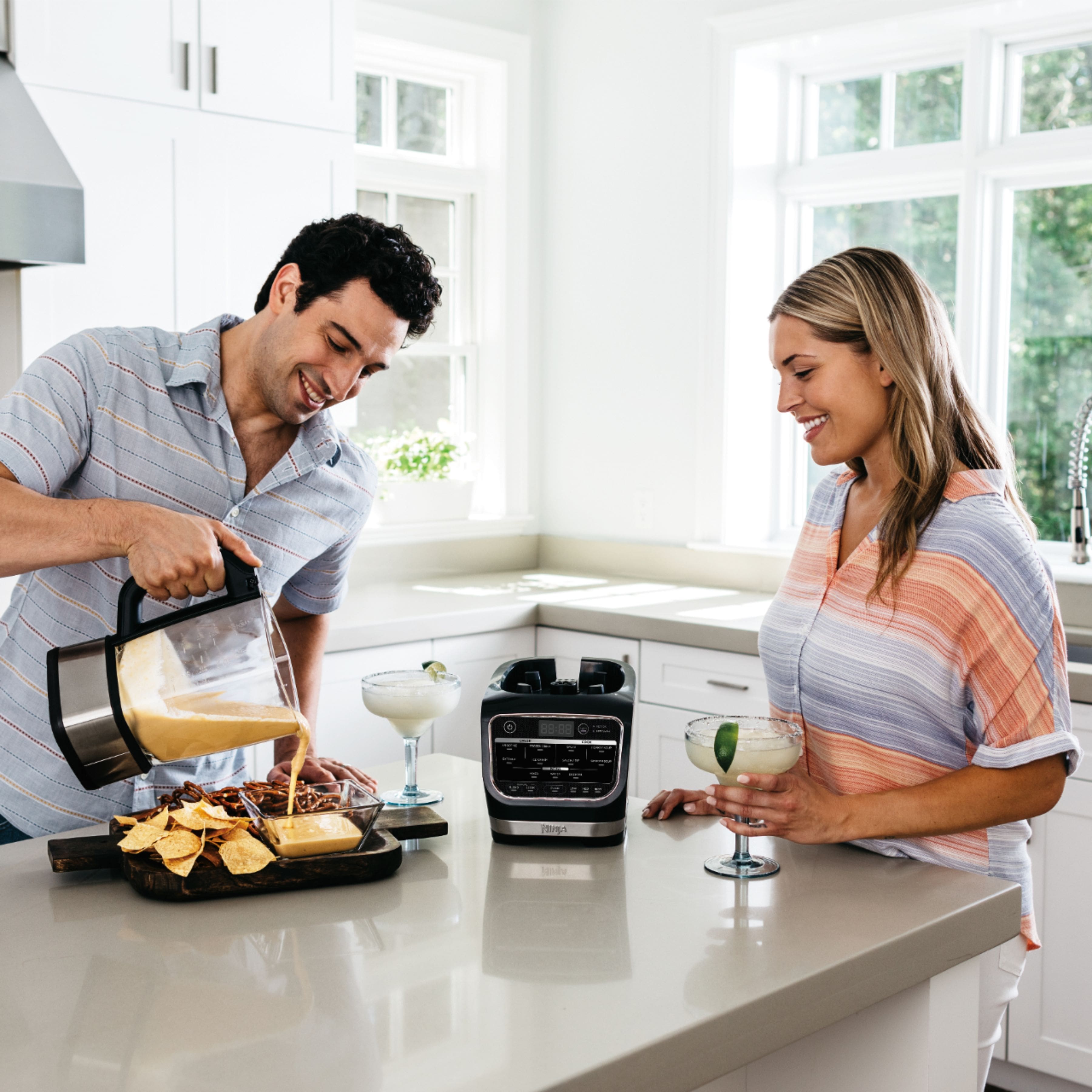 Alt View 18. Ninja - Foodi Cold & Hot Blender - Stainless Steel/Black.