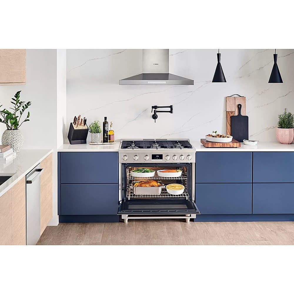 Alt View 18. Bosch - 800 Series 36" Externally Vented Range Hood - Stainless steel.