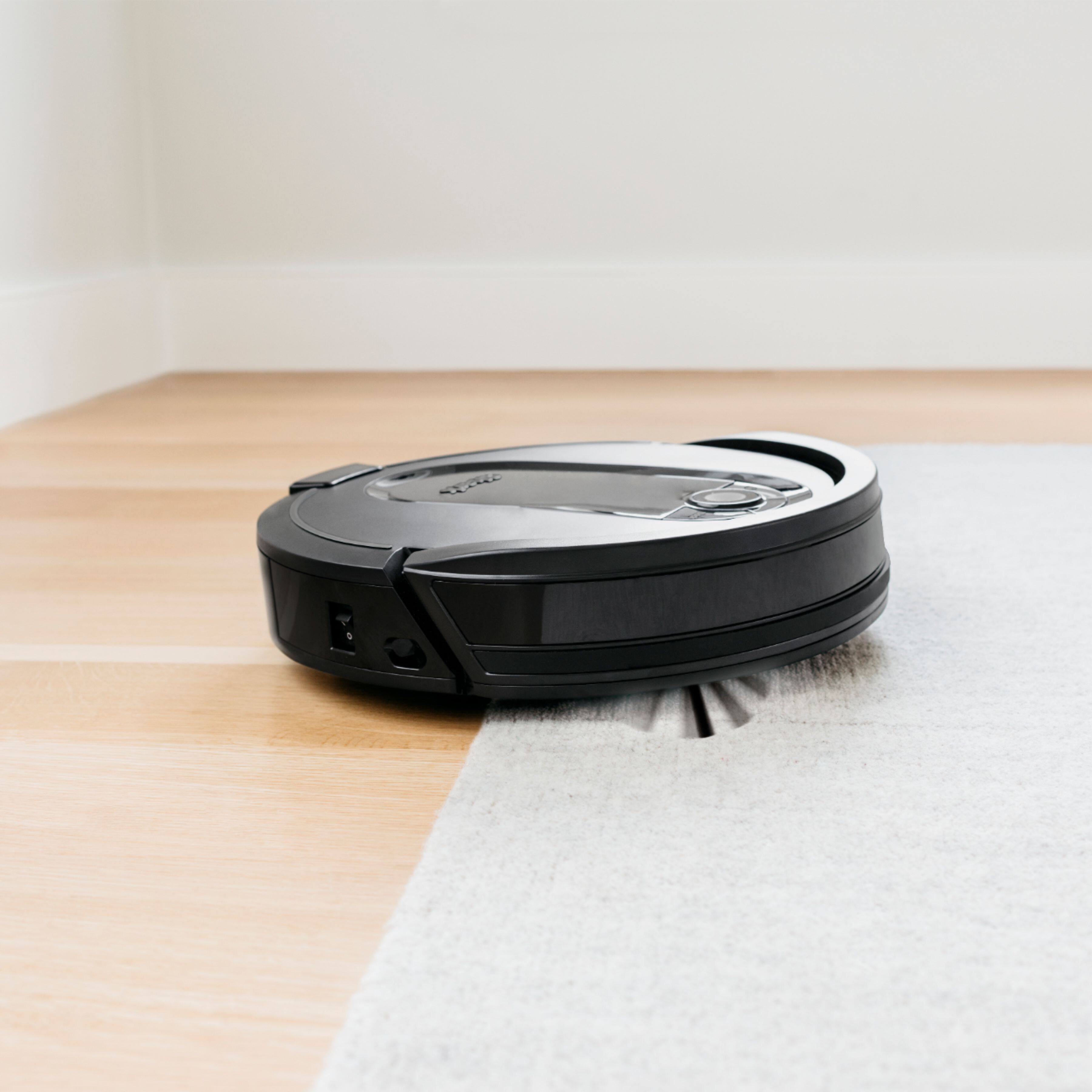 Alt View 11. Shark - IQ Robot R101 Wi-Fi Connected Robot Vacuum - Black.