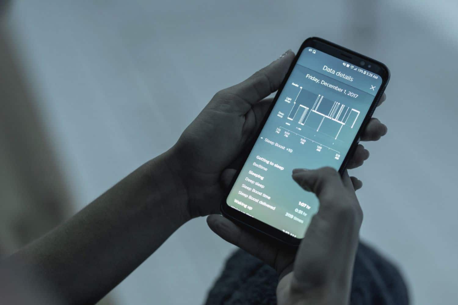 Alt View 23. Philips - SmartSleep Deep Sleep Headband (Medium) - Gray.