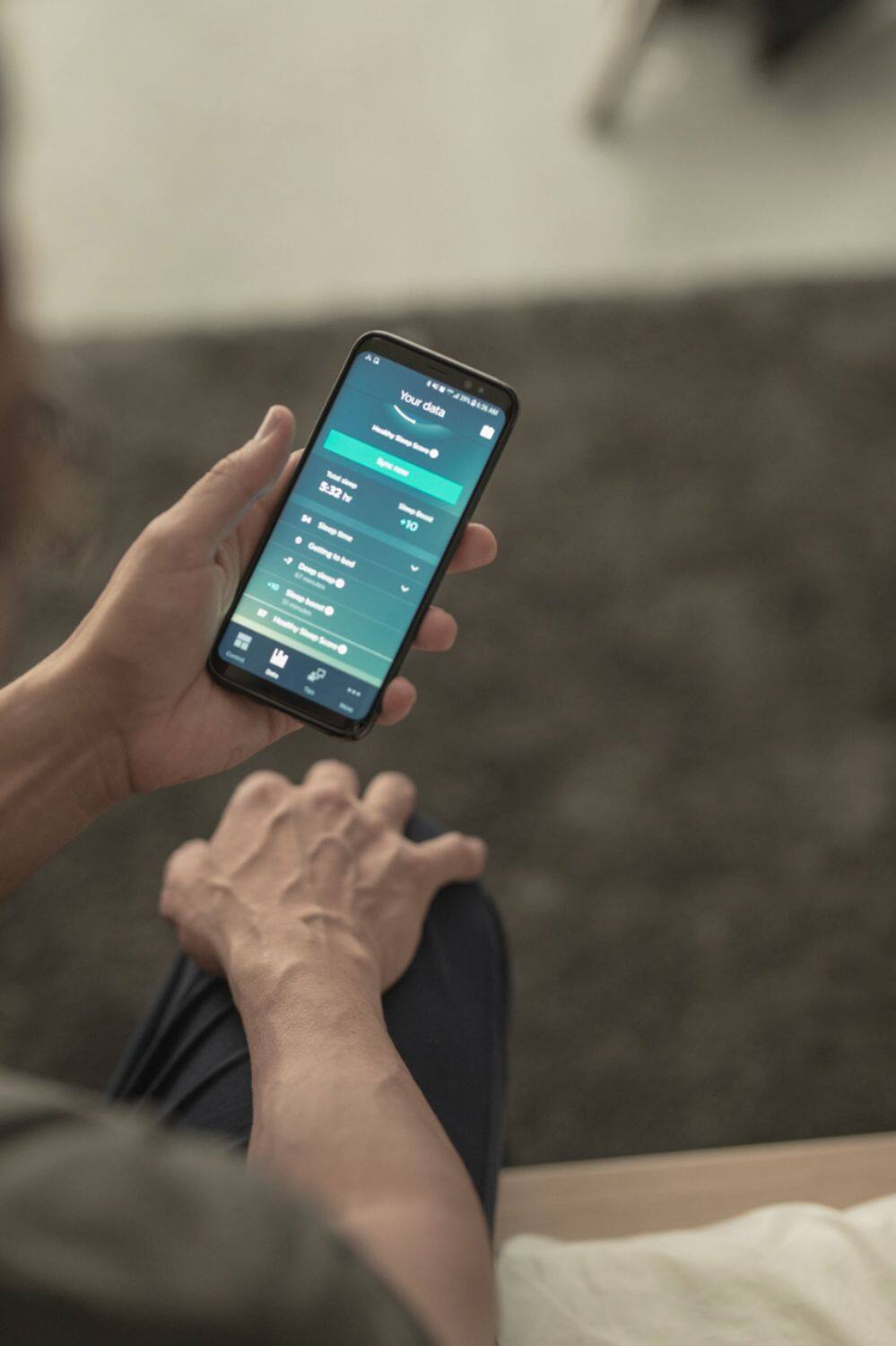 Alt View 24. Philips - SmartSleep Deep Sleep Headband (Medium) - Gray.