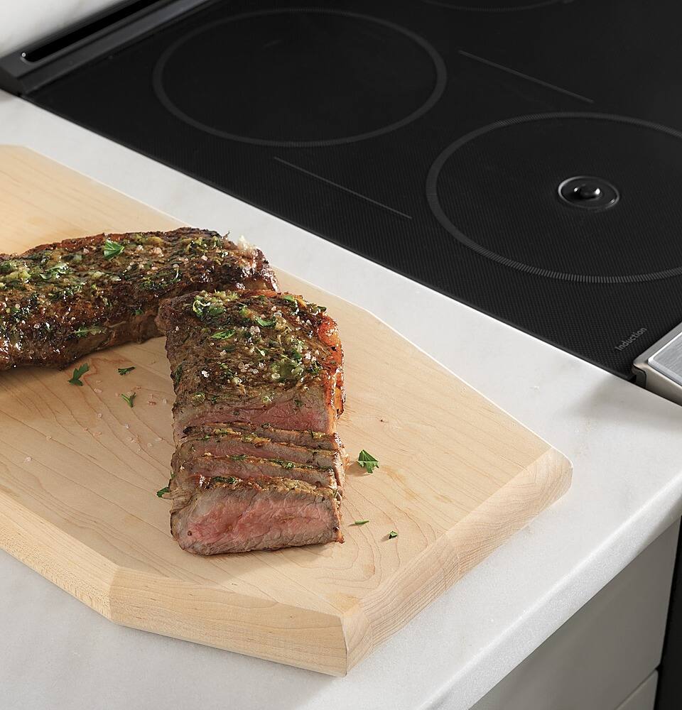 Alt View 19. Café - 5.3 Cu. Ft. Slide-In Electric Induction True Convection Range with Self-Steam Cleaning and In-Oven Camera - Platinum Glass.