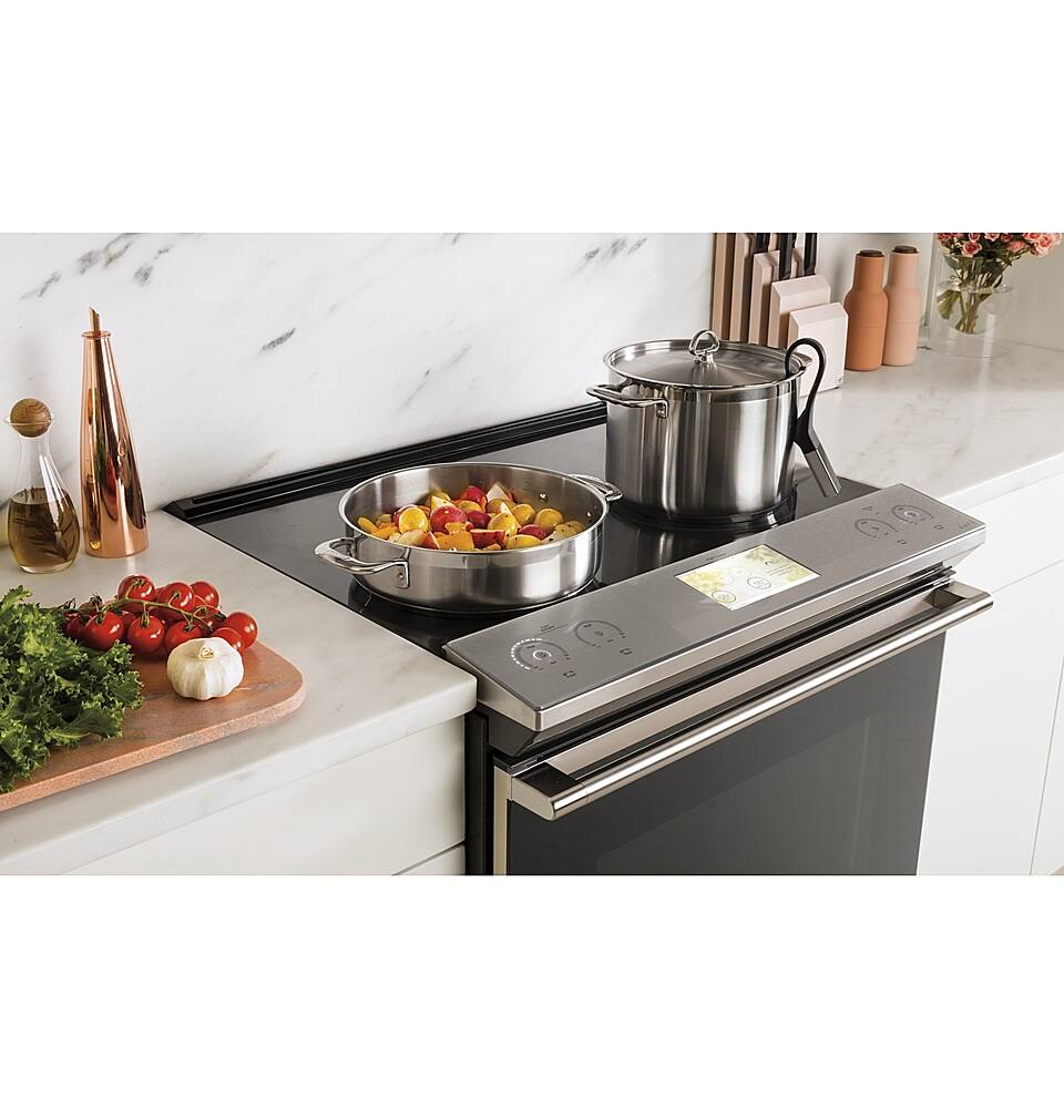 Alt View 30. Café - 5.3 Cu. Ft. Slide-In Electric Induction True Convection Range with Self-Steam Cleaning and In-Oven Camera - Platinum Glass.