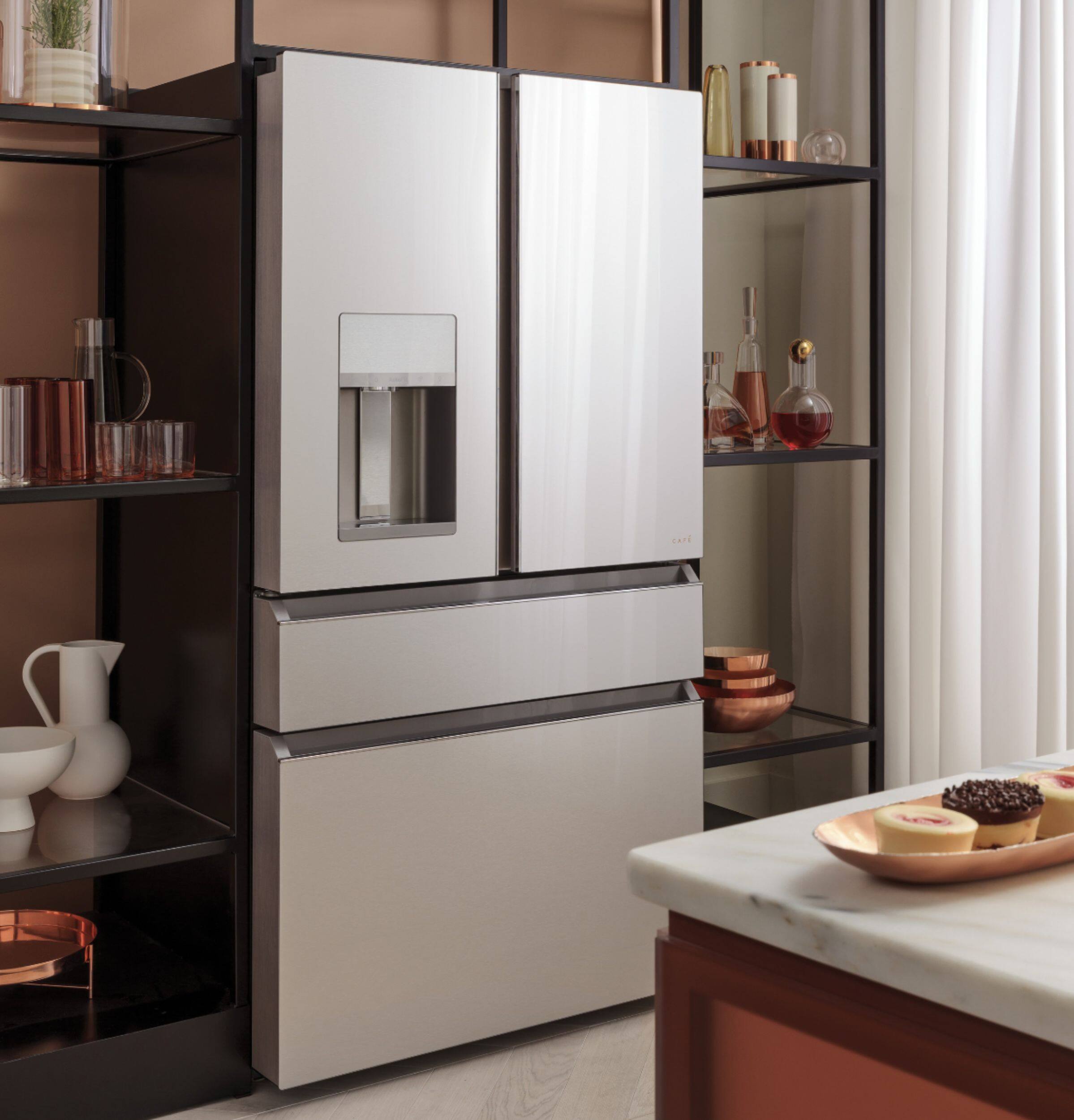 Alt View 18. Café - 27.8 Cu. Ft. 4-Door French Door Smart Refrigerator - Platinum Glass.