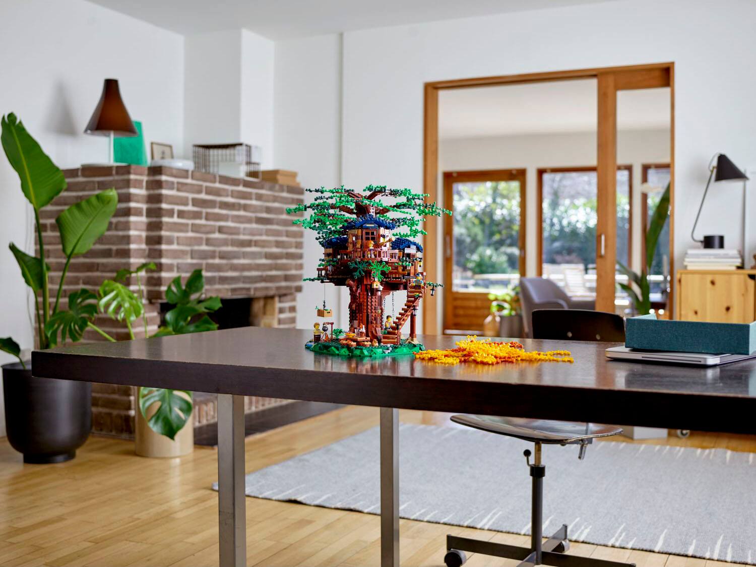 Alt View 13. LEGO - Ideas Tree House 21318.