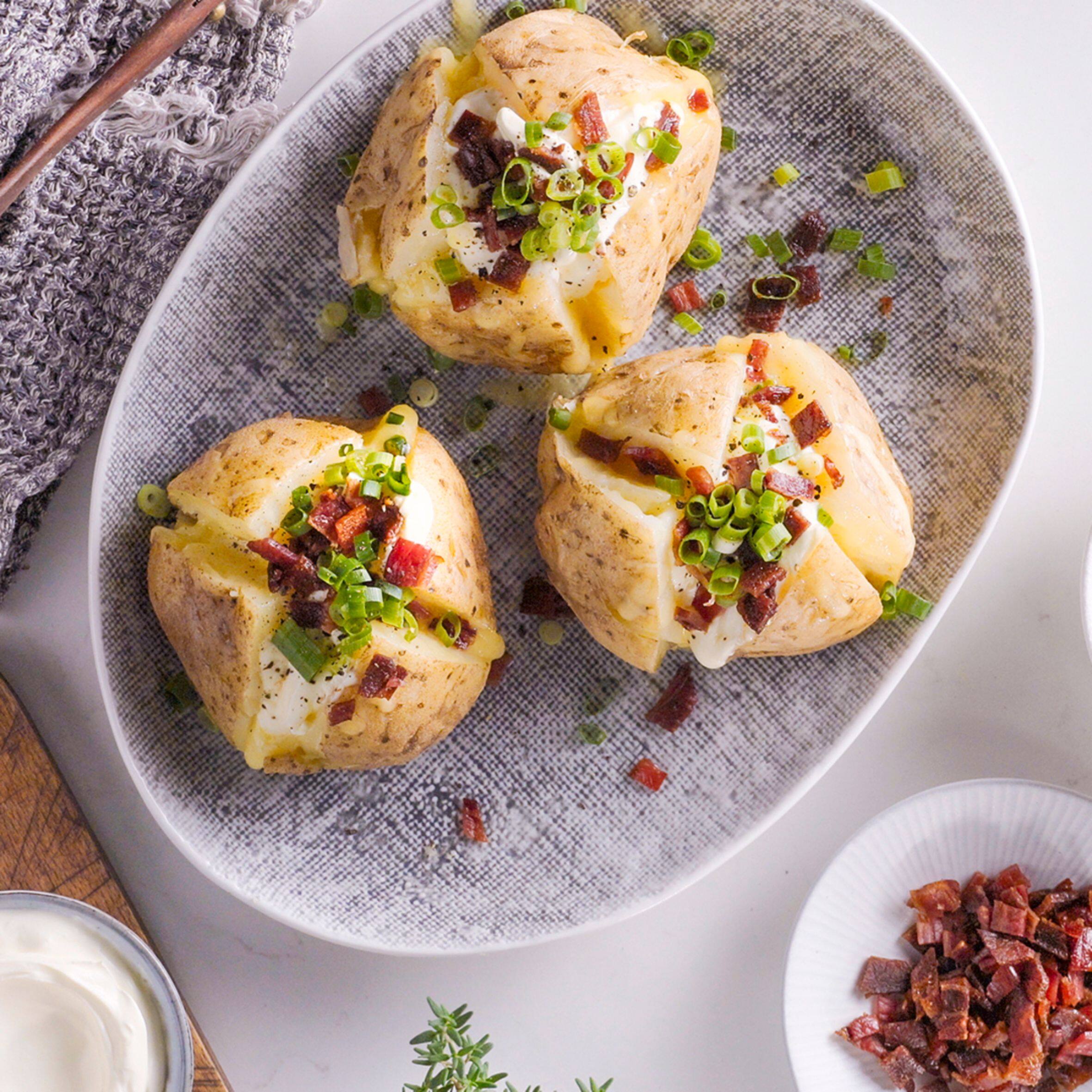 Alt View 17. Breville - the Compact Wave Soft Close 0.9 Cu. Ft. Microwave - Brushed Stainless Steel.