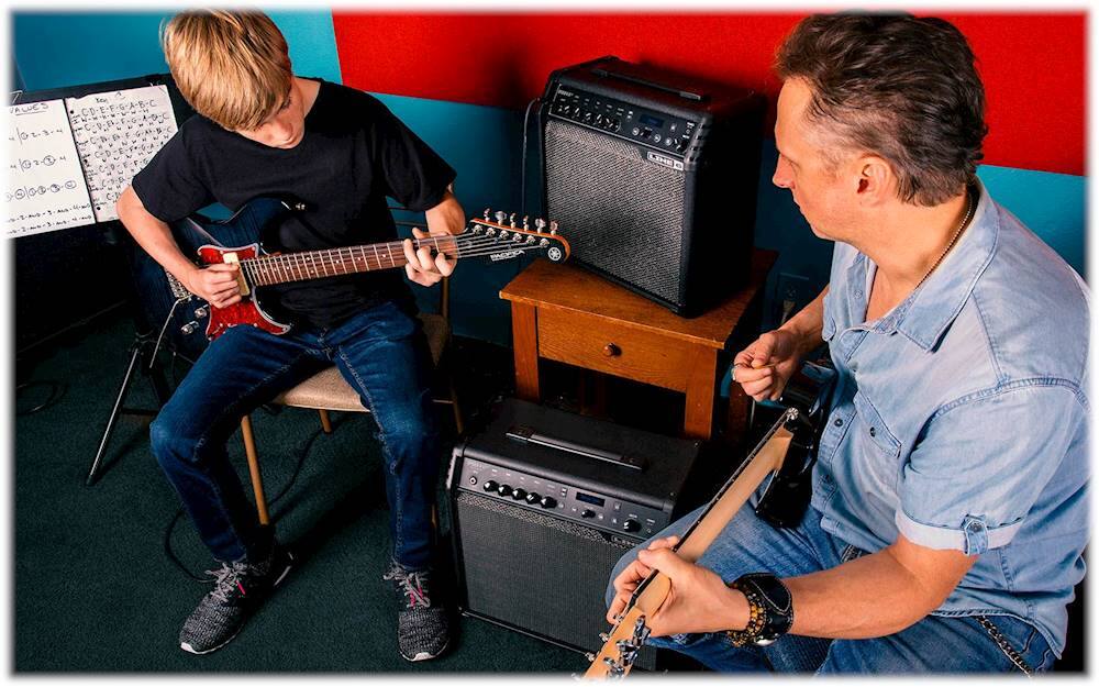 Alt View 13. Line 6 - Spider V 60W MkII Guitar Amplifier - Black.