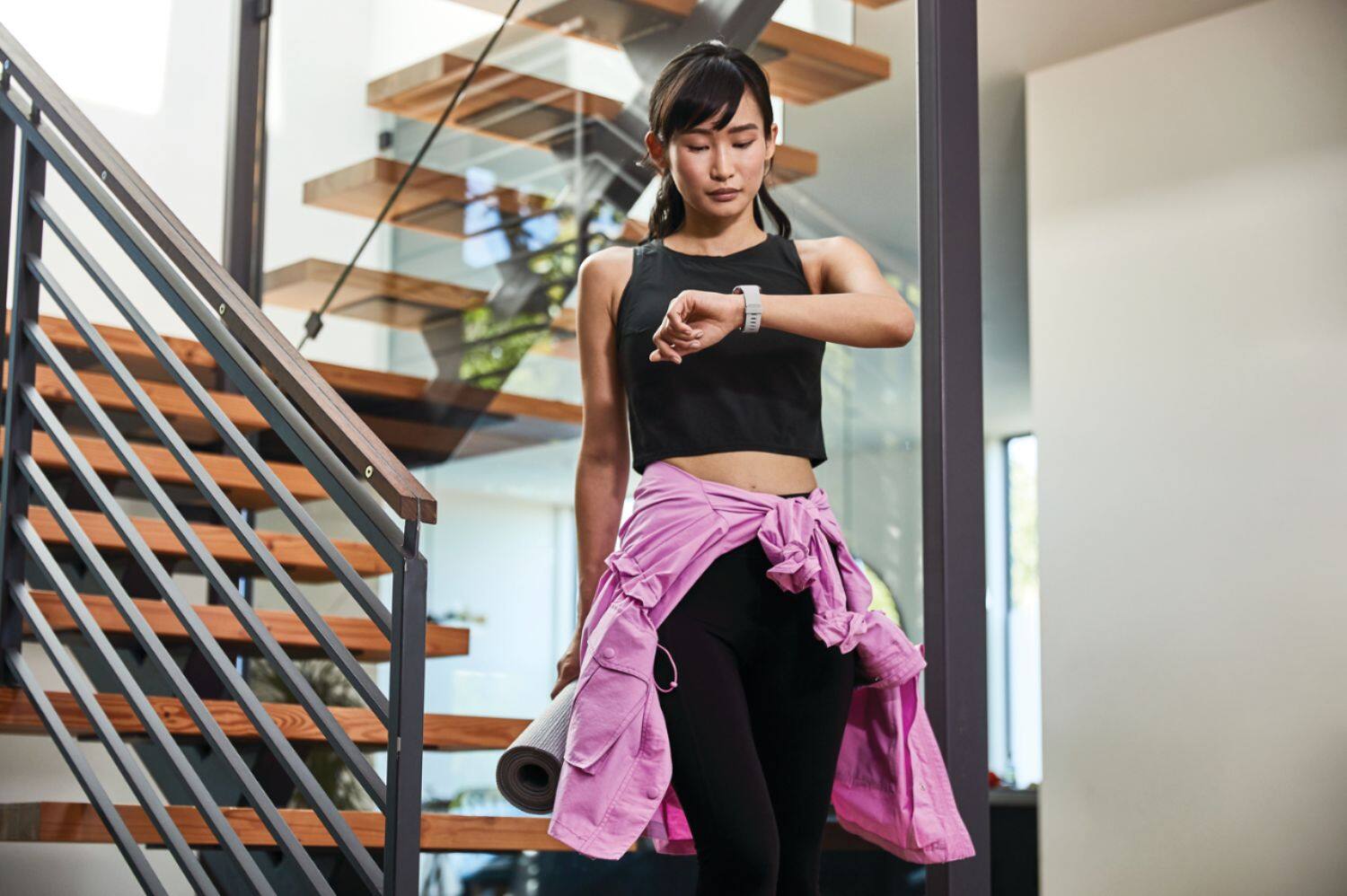 Alt View 15. Fitbit - Versa 2 Health & Fitness Smartwatch - Mist Gray.