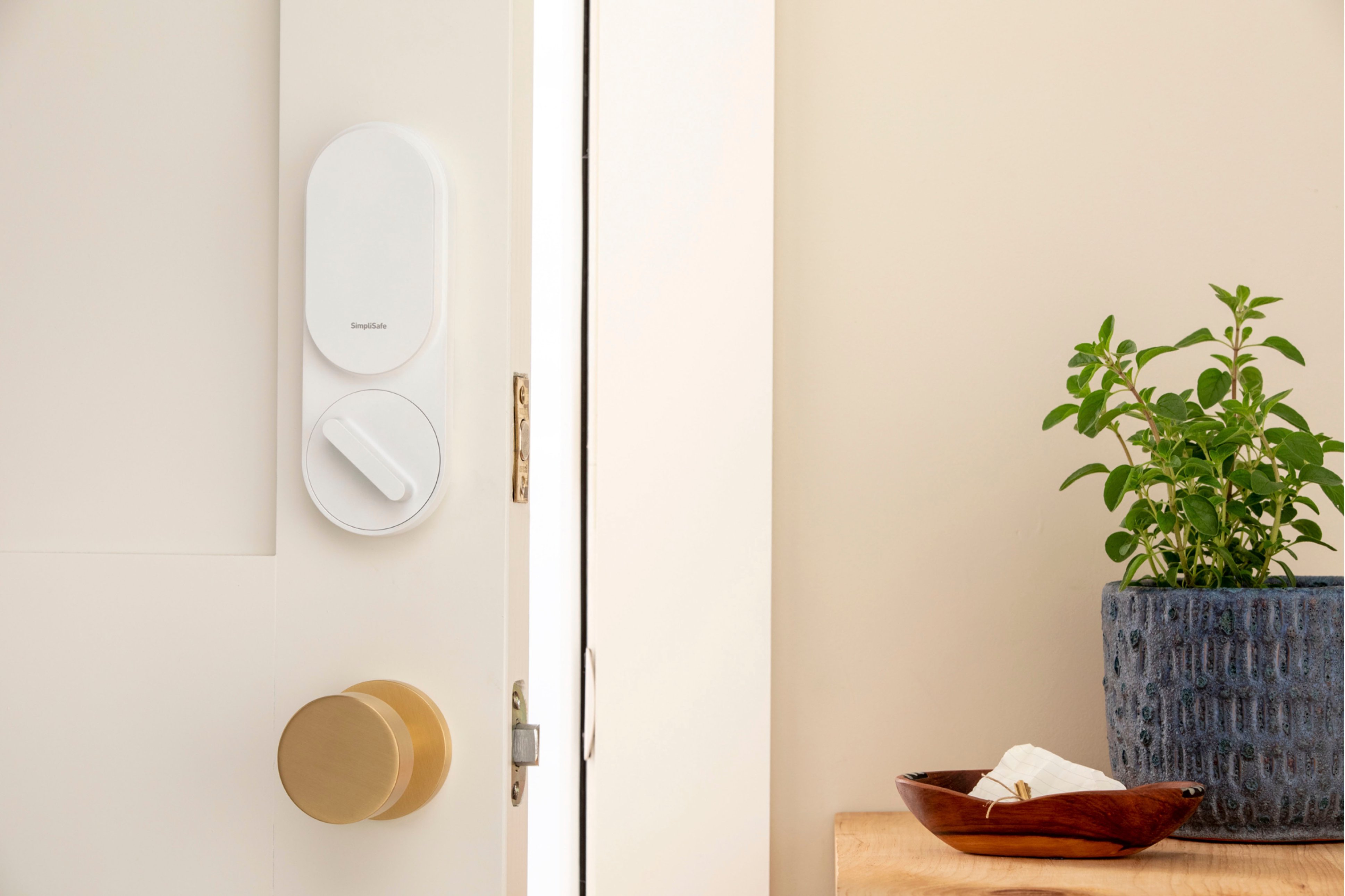 Angle View: SimpliSafe - Smart Lock - Compatible with Gen 3 home security system - White