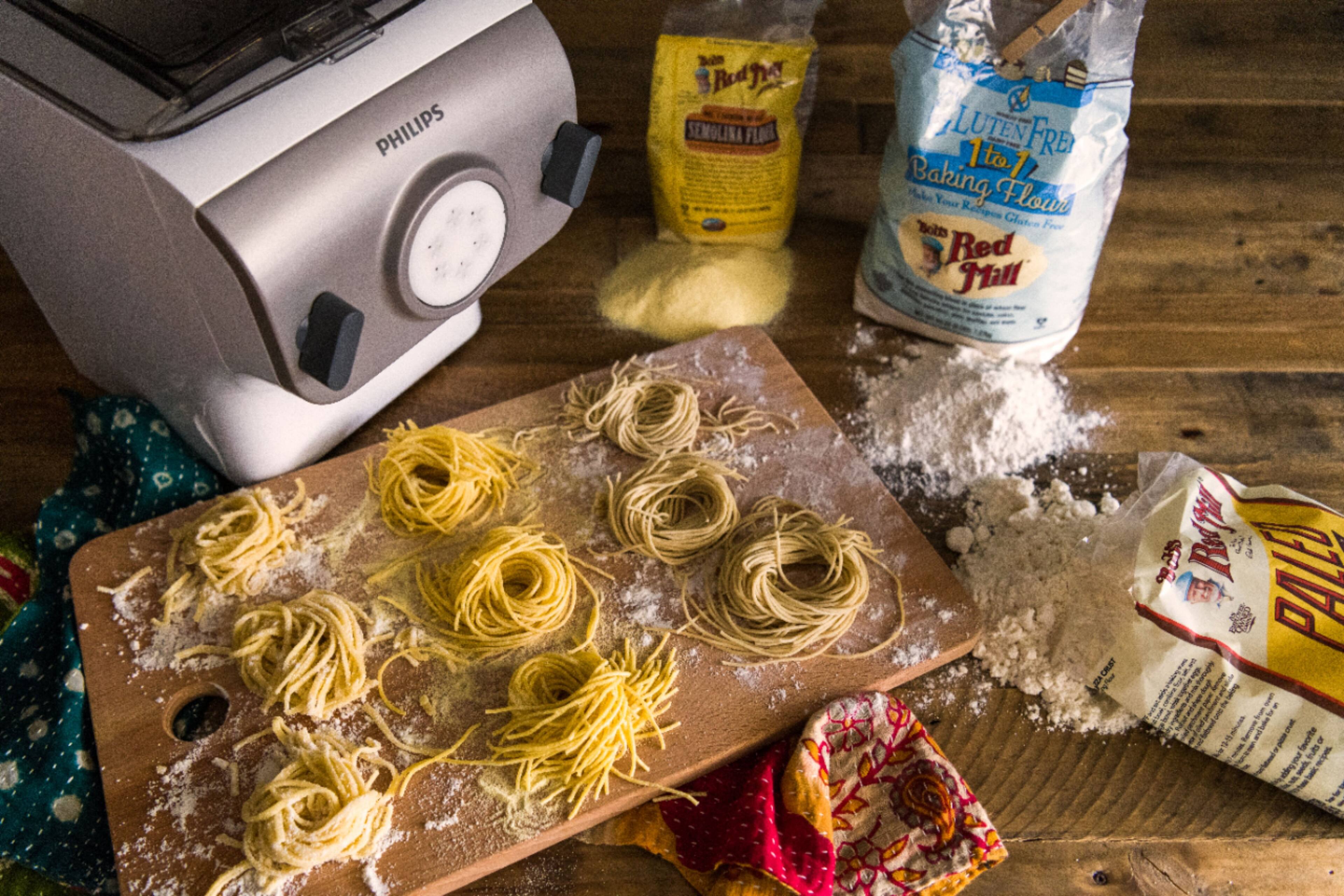 Philips Pasta Maker Plus HR2375/06 White And Silver HR2375/06 Best Buy