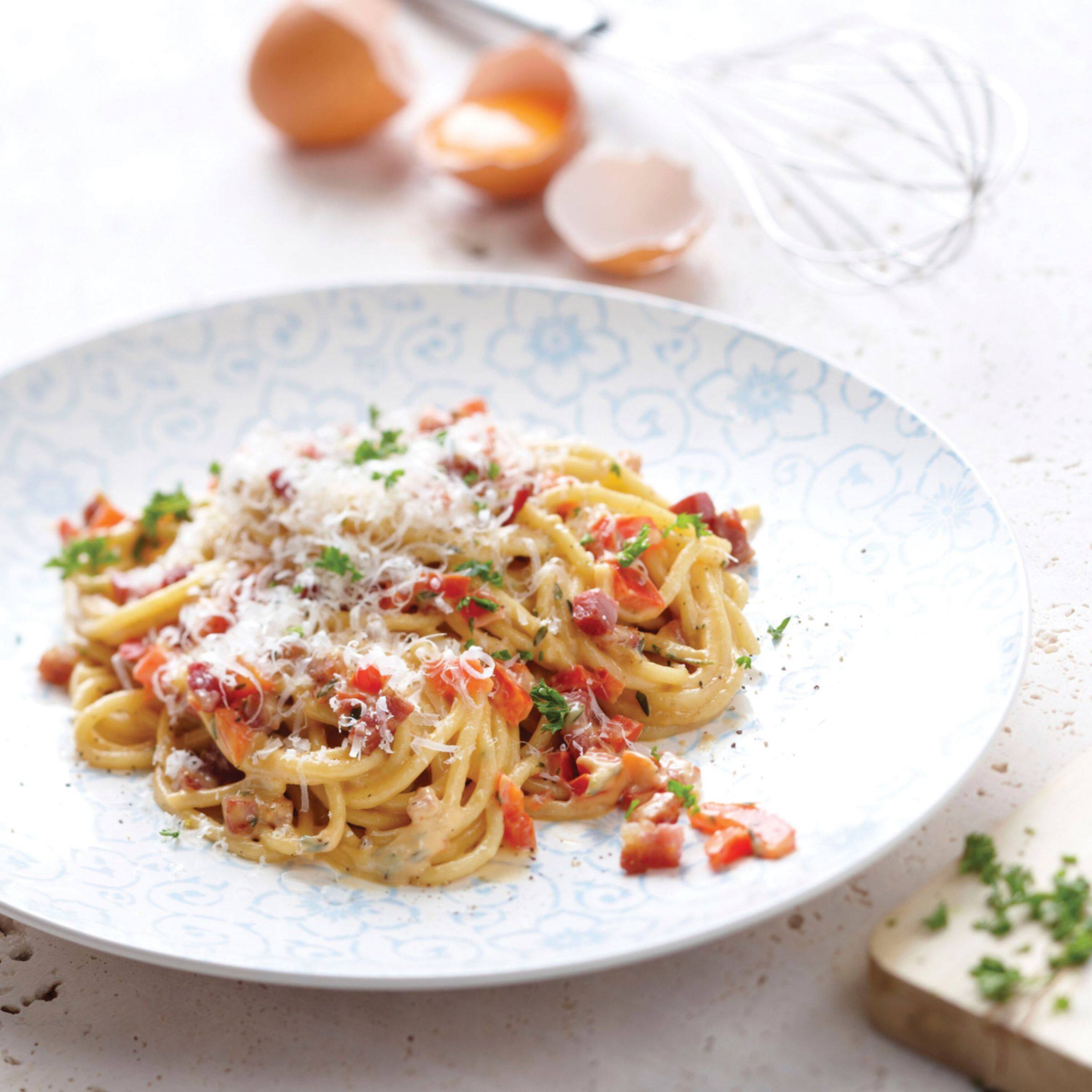 Alt View 34. Philips - Pasta Maker Plus - HR2375/06 - White And Silver.