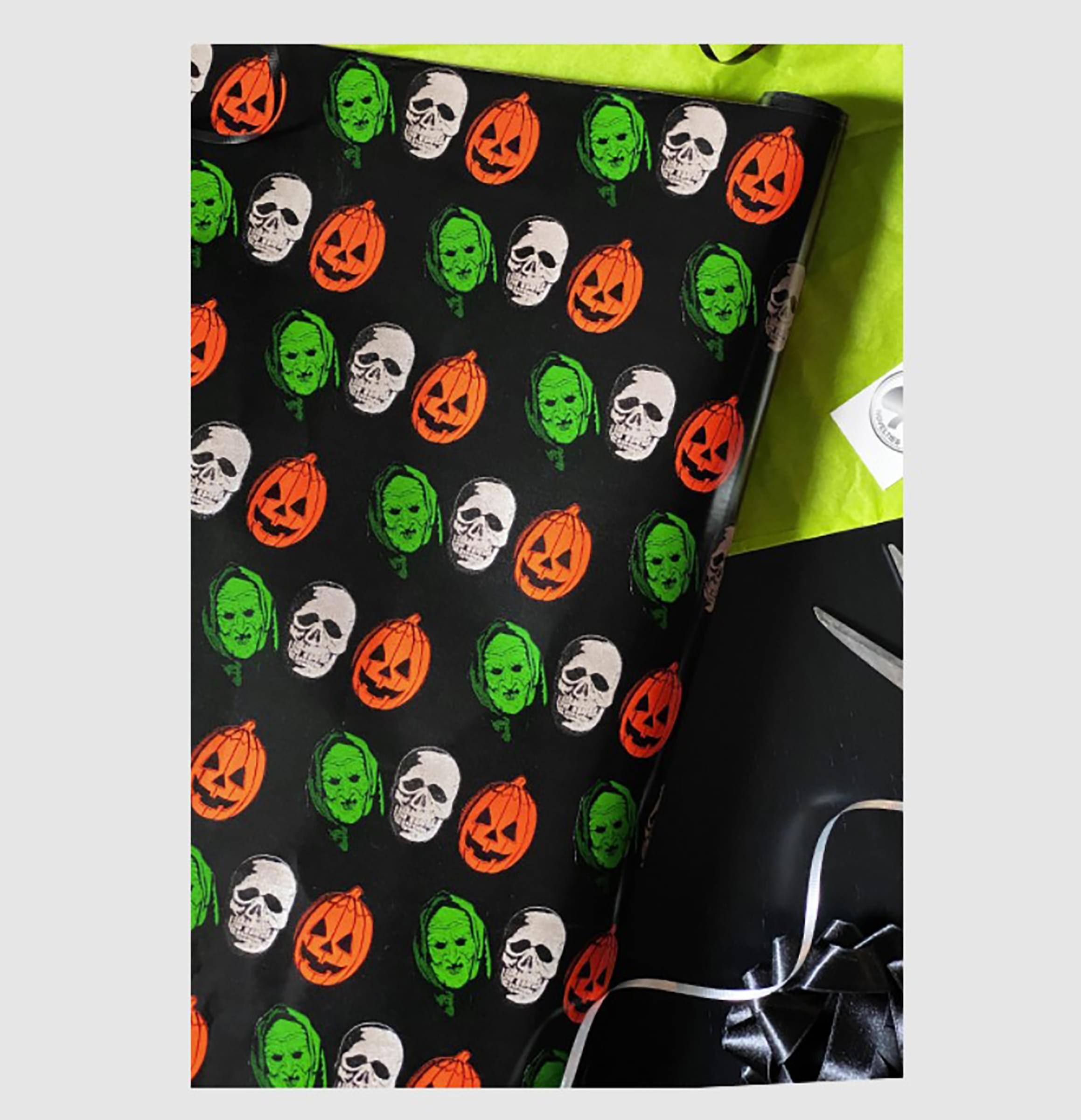 Front. Trick or Treat Studios - Halloween III Season of the Witch Premium Wrapping Paper | 30 x 96 Inches - Black.