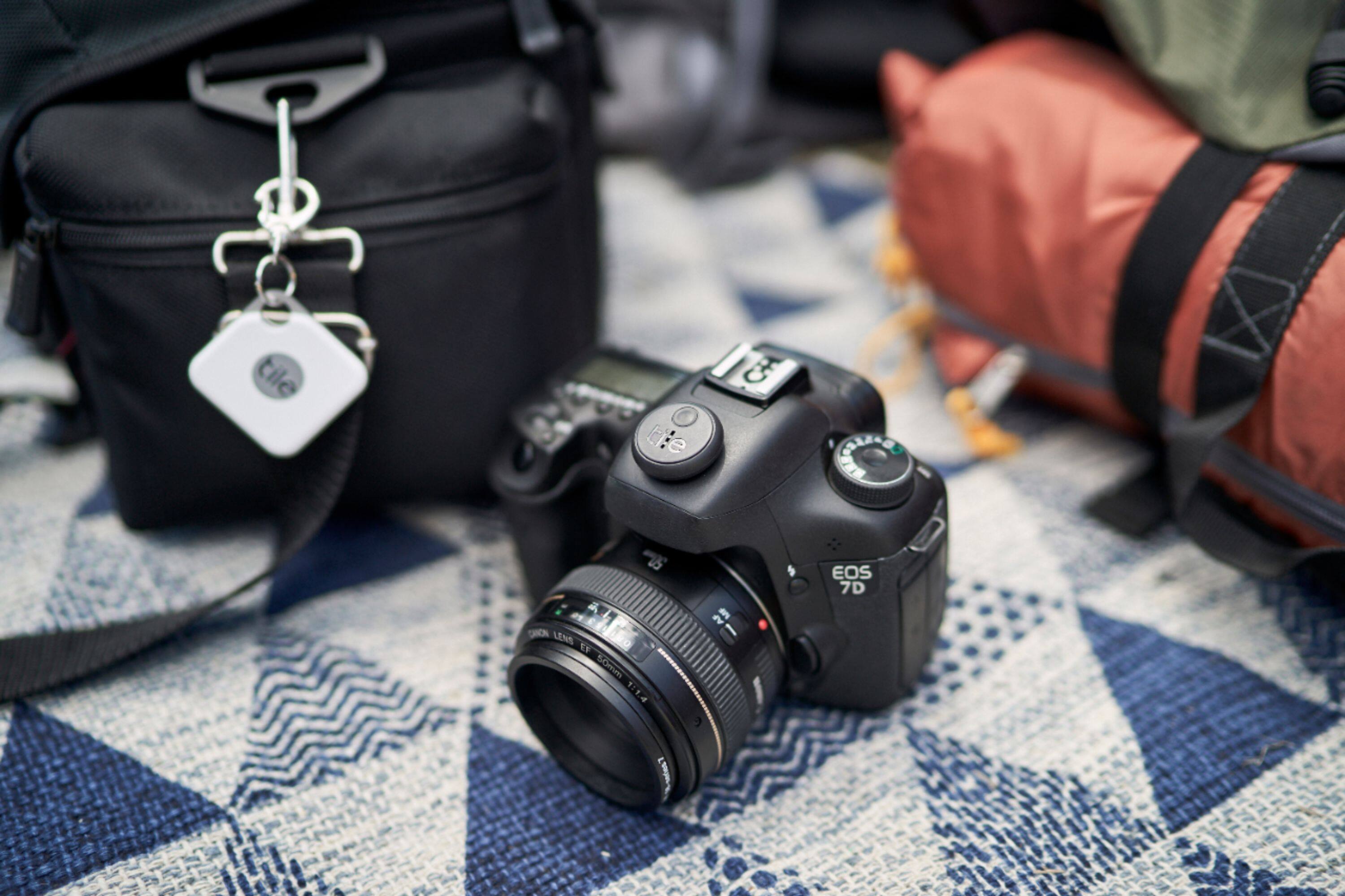 Alt View 15. Tile by Life360 - Sticker (2020) - 4-pack - Black.