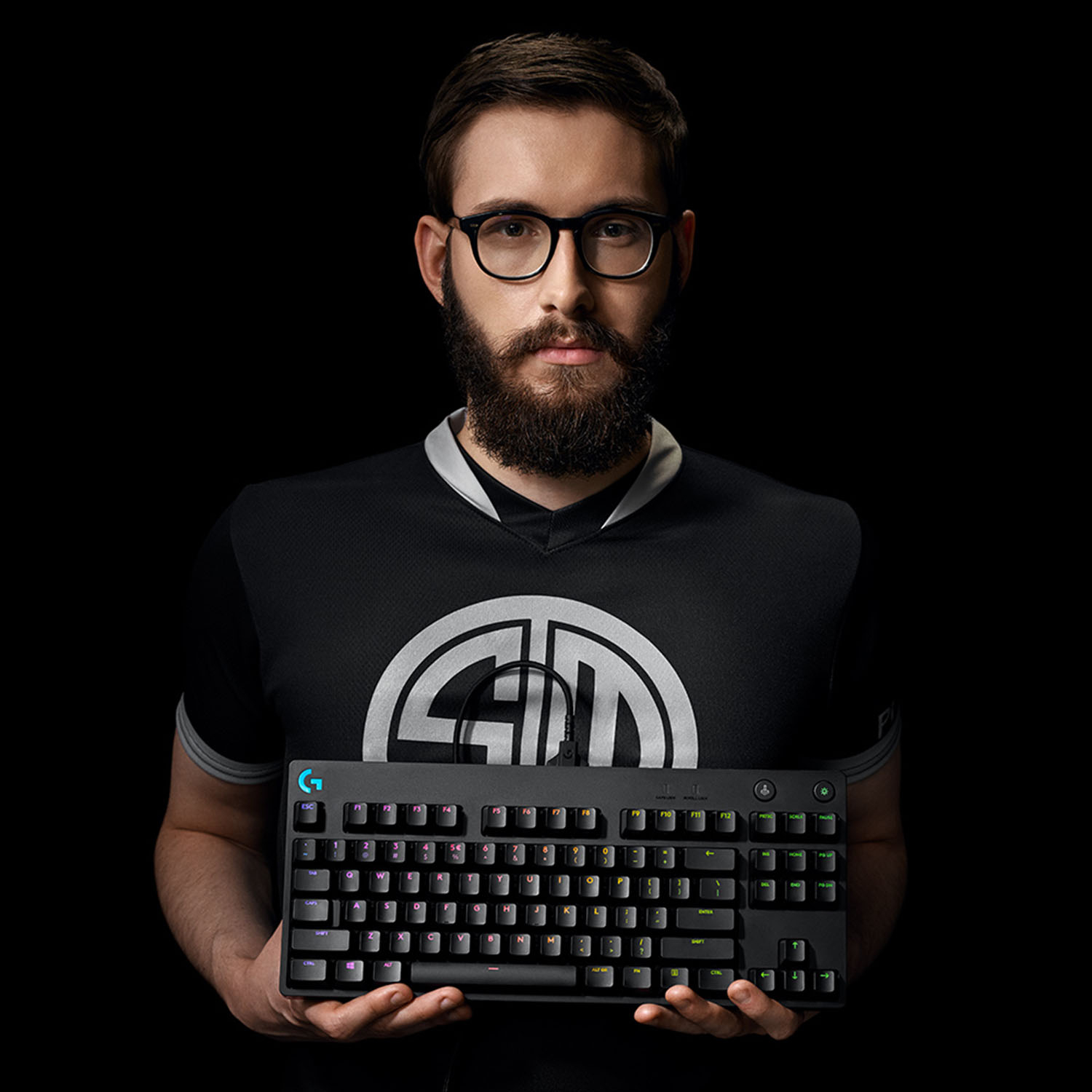 Angle View: Logitech - G815 LIGHTSYNC Full-size Wired Mechanical GL Tactile Switch Gaming Keyboard with RGB Backlighting - White