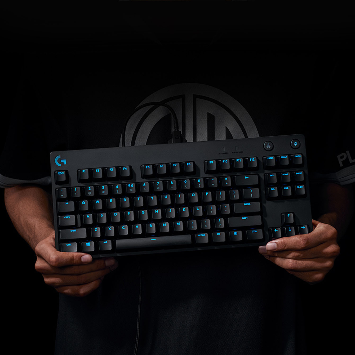 Rige Nonsens Egetræ Logitech G PRO TKL Wired Mechanical GX Blue Clicky Switch Gaming Keyboard  with RGB Backlighting Black 920-009388 - Best Buy