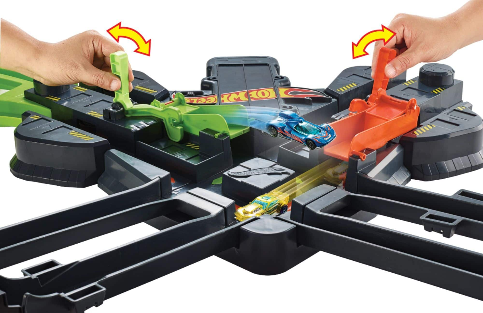 Best Buy: Hot Wheels Colossal Crash Track Set GFH87