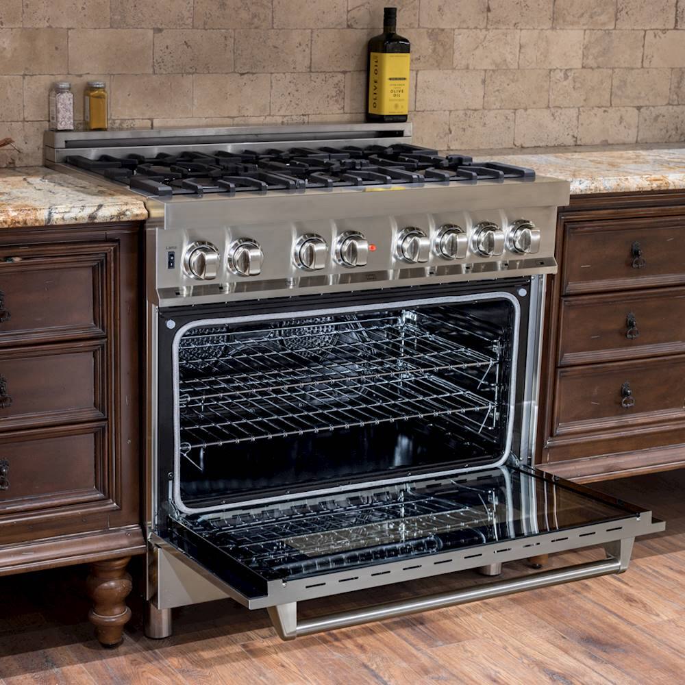 ZLINE Professional 4.6 Cu. Ft. Freestanding Dual Fuel Convection Range