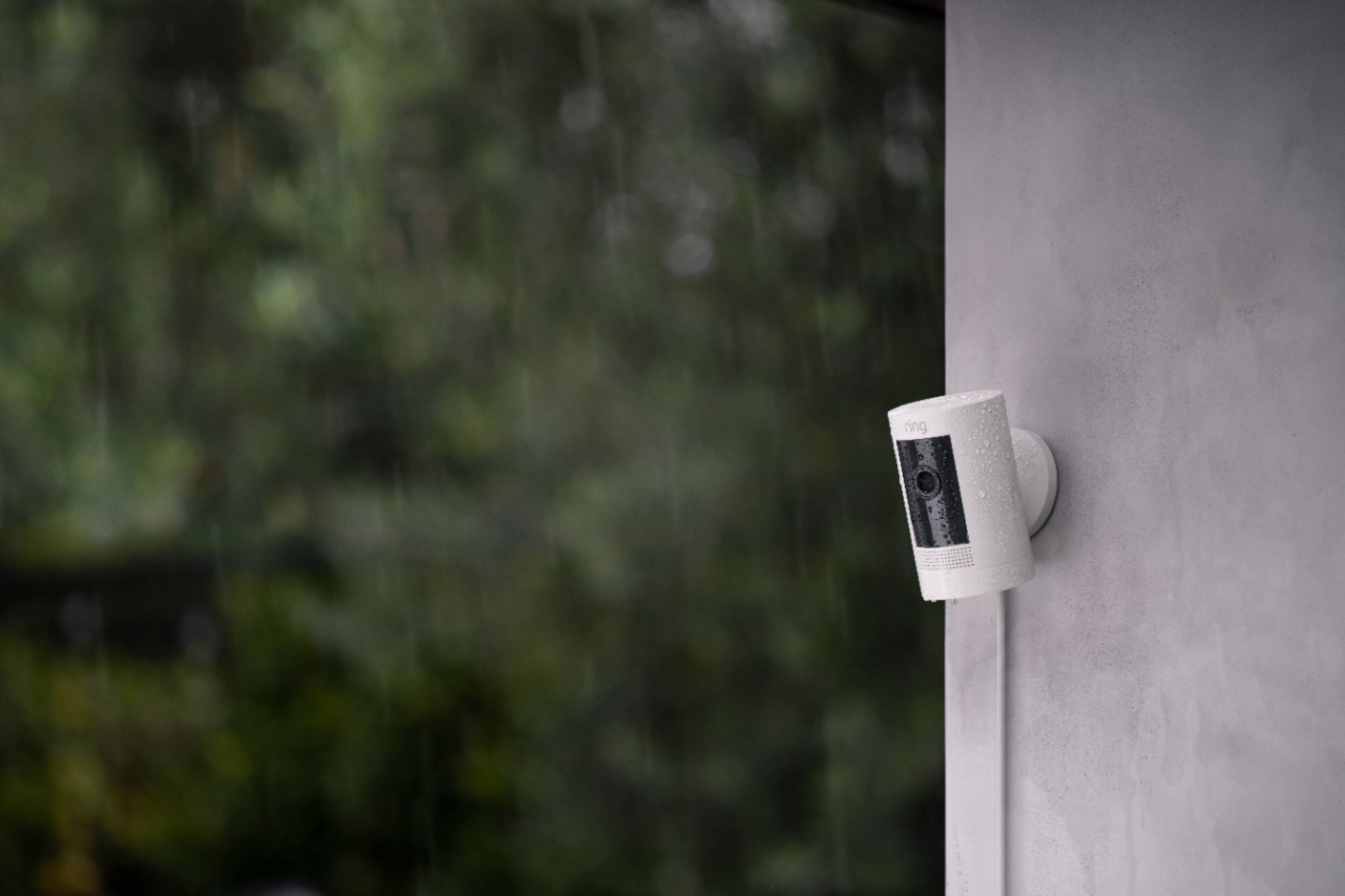 Ring Outdoor Stick Up Cam 1080p Wireless Security Camera – Battery Powered, Indoor/Outdoor, White