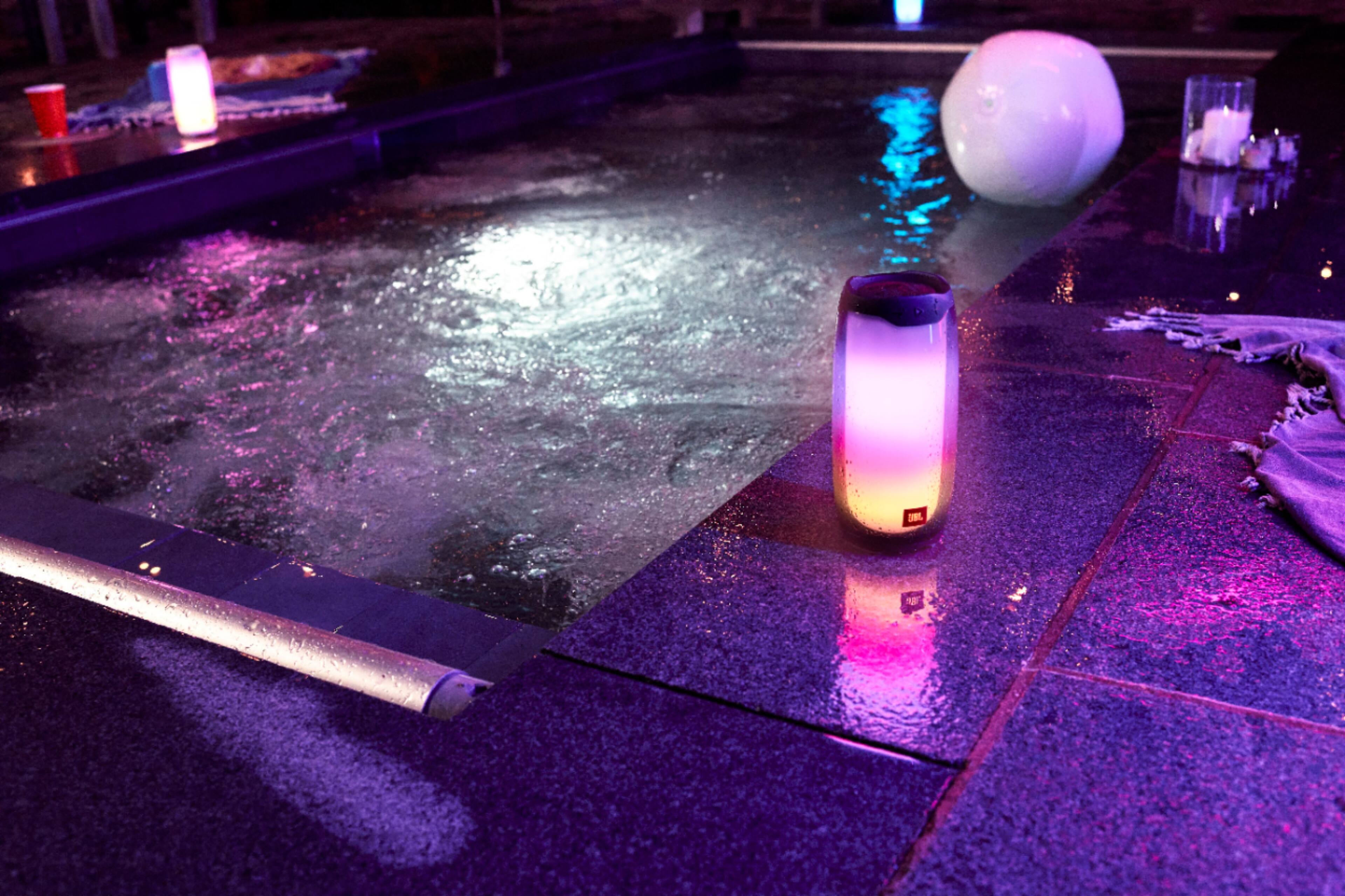 Alt View 17. JBL - Pulse 4 Portable Bluetooth Speaker - Black.