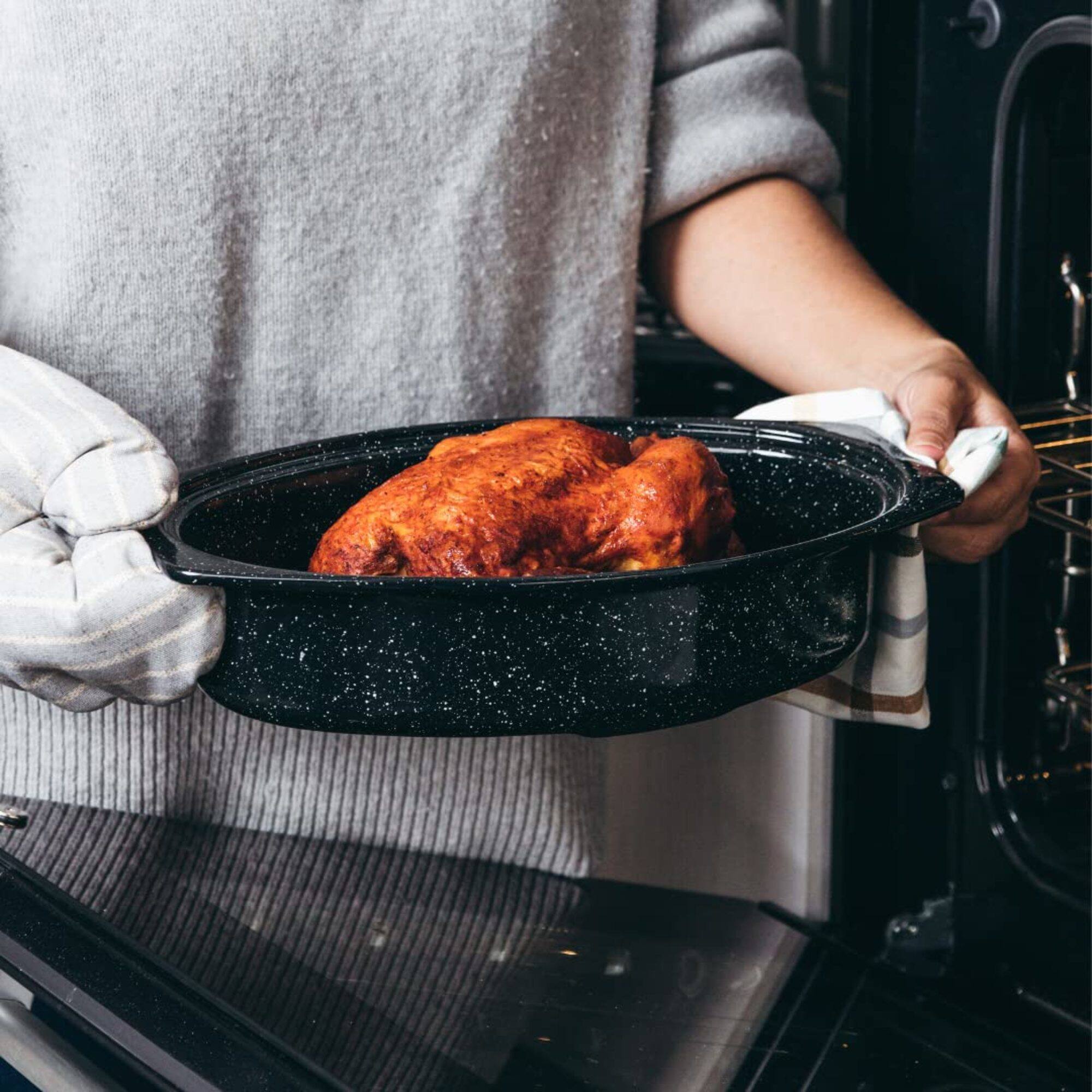 Alt View 2. Granite Ware - Granite Ware 13-Inch Covered Oval Roaster - Speckled Black - Speckled Black.
