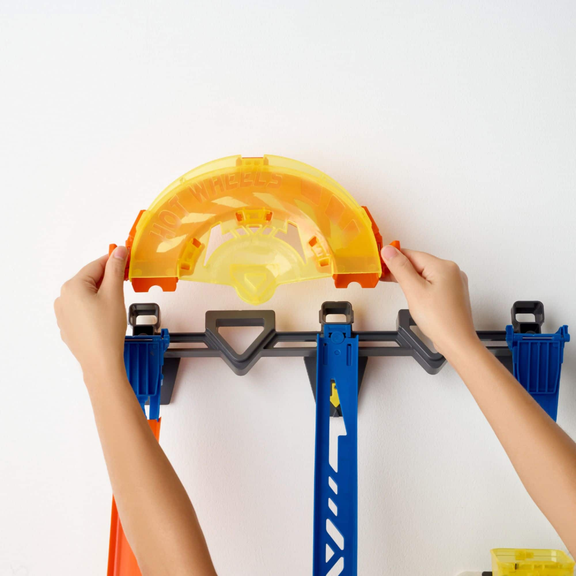 Hot wheels track builder vertical launch kit online