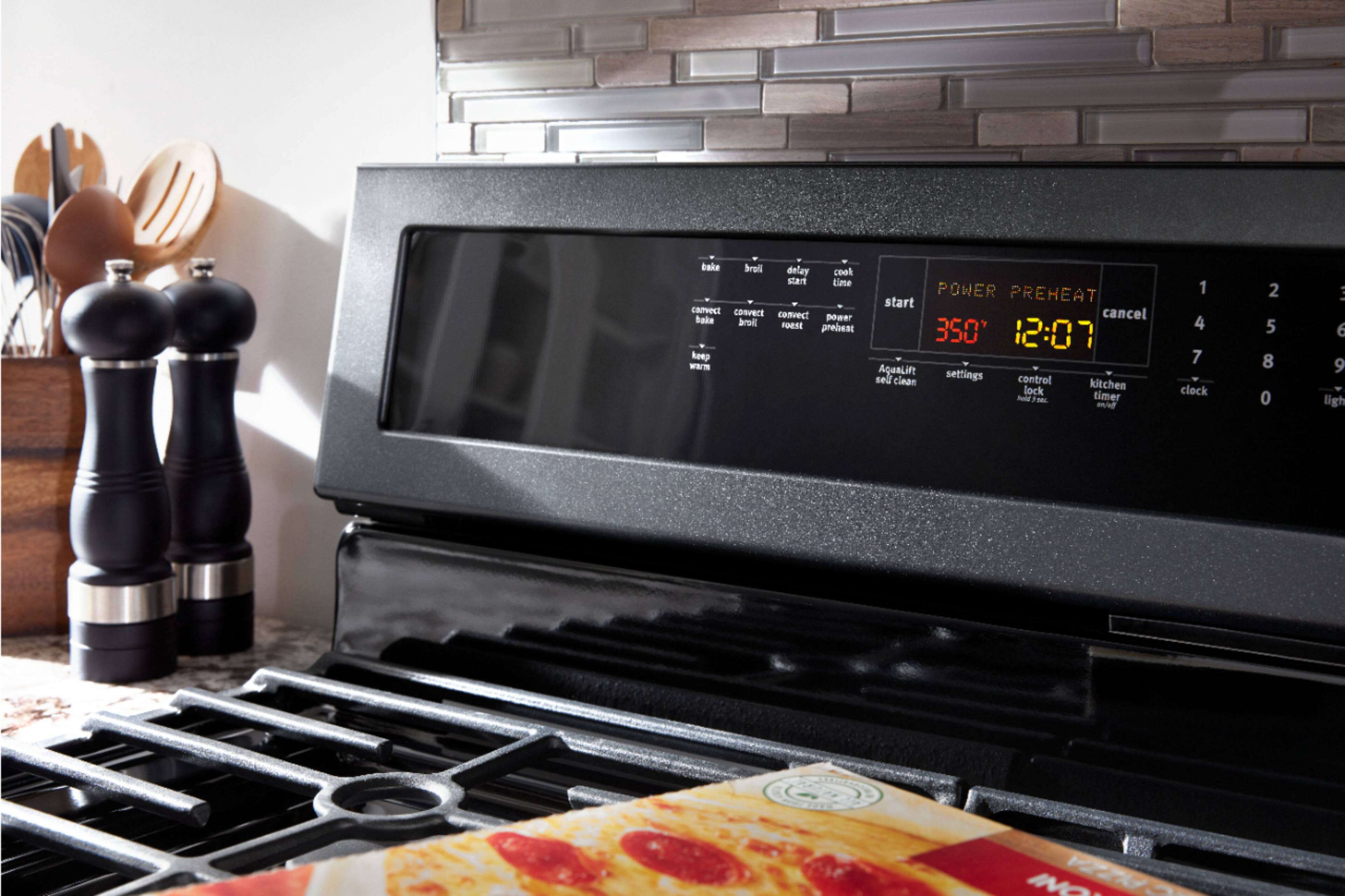 Best Buy Maytag 5.8 Cu. Ft. Freestanding True Convection Range with