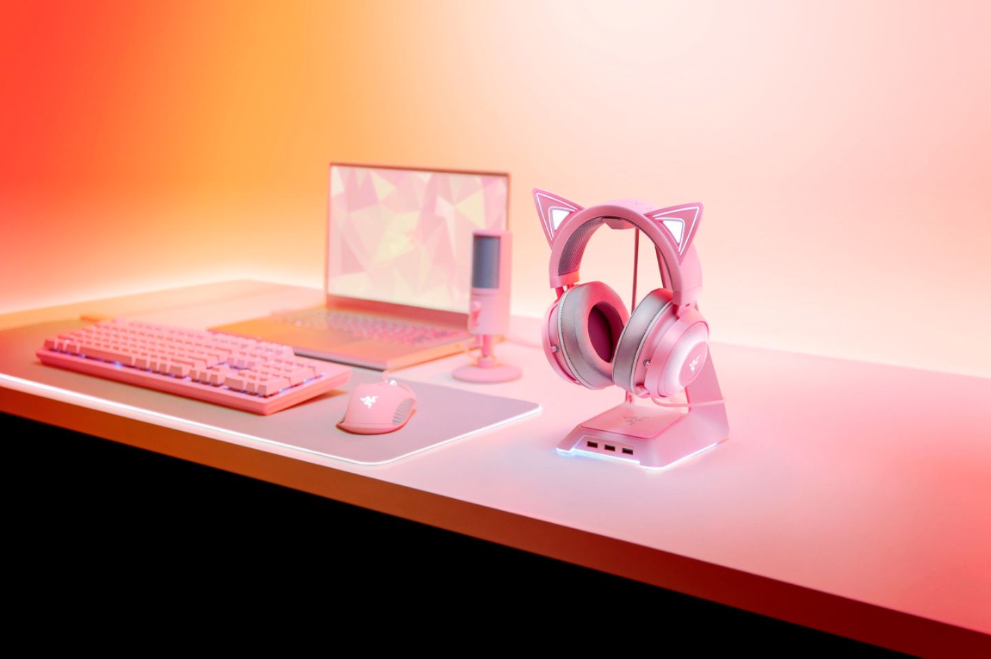 Razer Kraken Kitty Wired THX Spatial Audio Gaming Headset for PC with  Chroma RGB Lighting Quartz Pink RZ04-02980200-R3M1 Best Buy