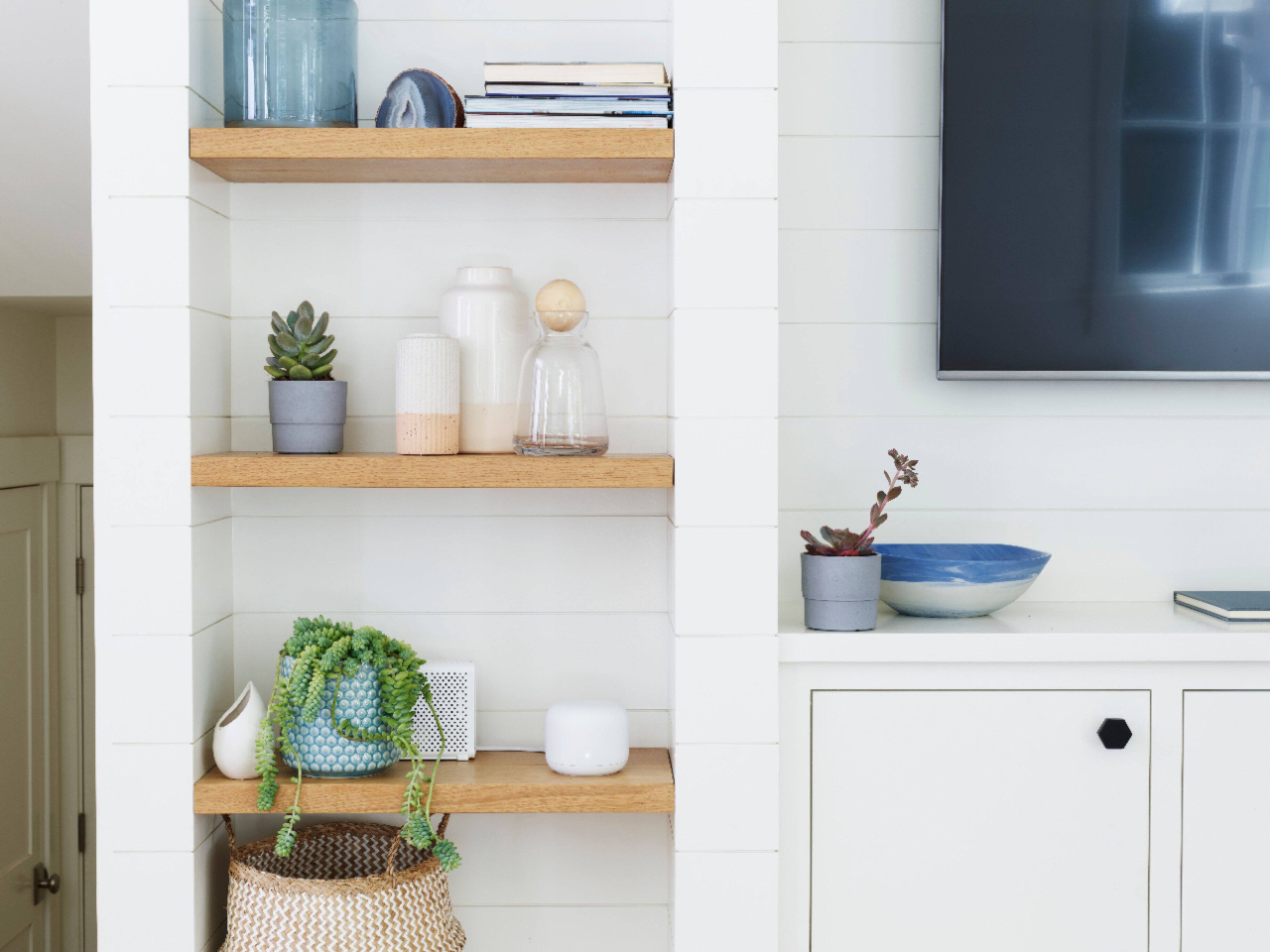 Alt View 12. Google - Nest Wifi - Mesh Router (AC2200) and 1 point with Google Assistant - 2 pack - Snow.