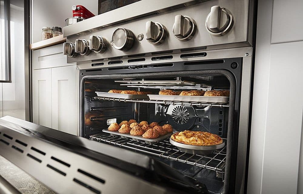 Alt View 19. KitchenAid - 5.1 Cu. Ft. Freestanding Dual Fuel True Convection Range with Self-Cleaning - Stainless steel.