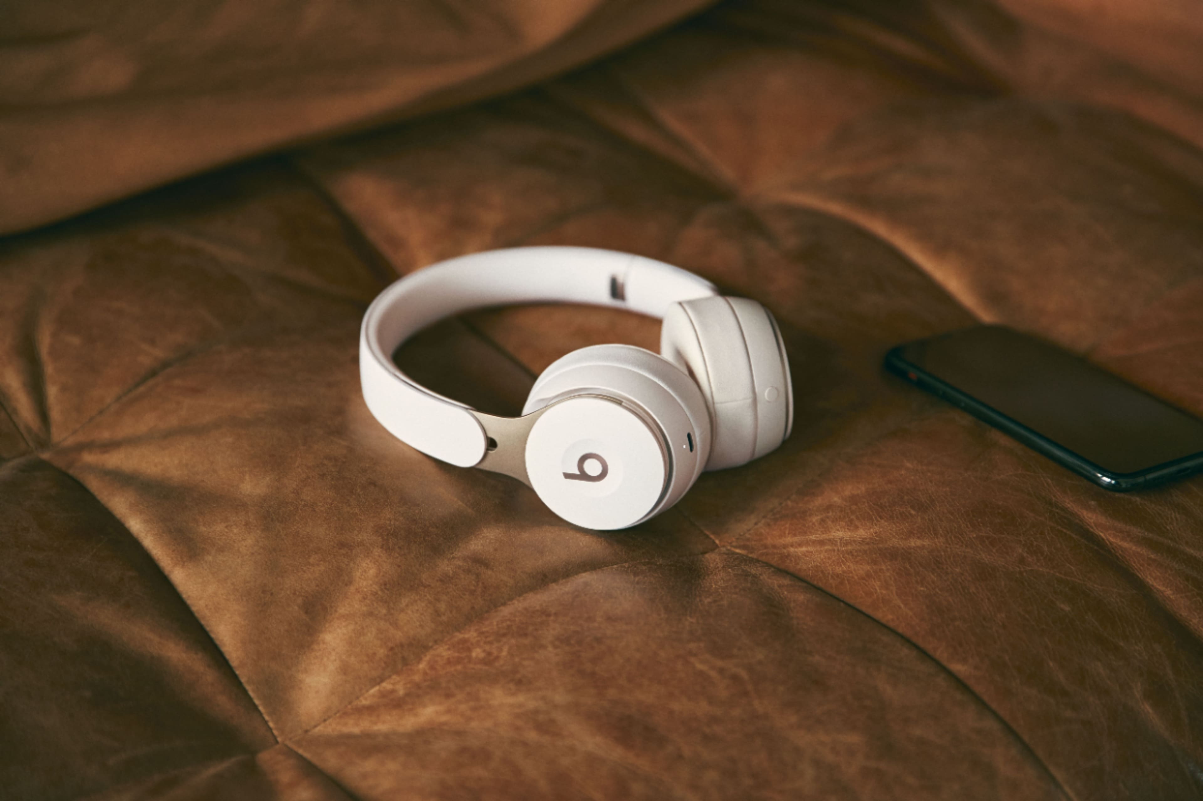 Alt View 20. Beats - Solo Pro Wireless Noise Cancelling On-Ear Headphones - Ivory.