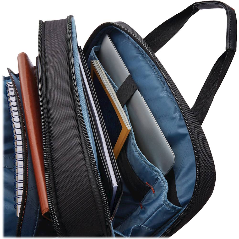 Best Buy: Samsonite Pro Double Compartment Briefcase for 15.6 Laptop Black  126357-1041