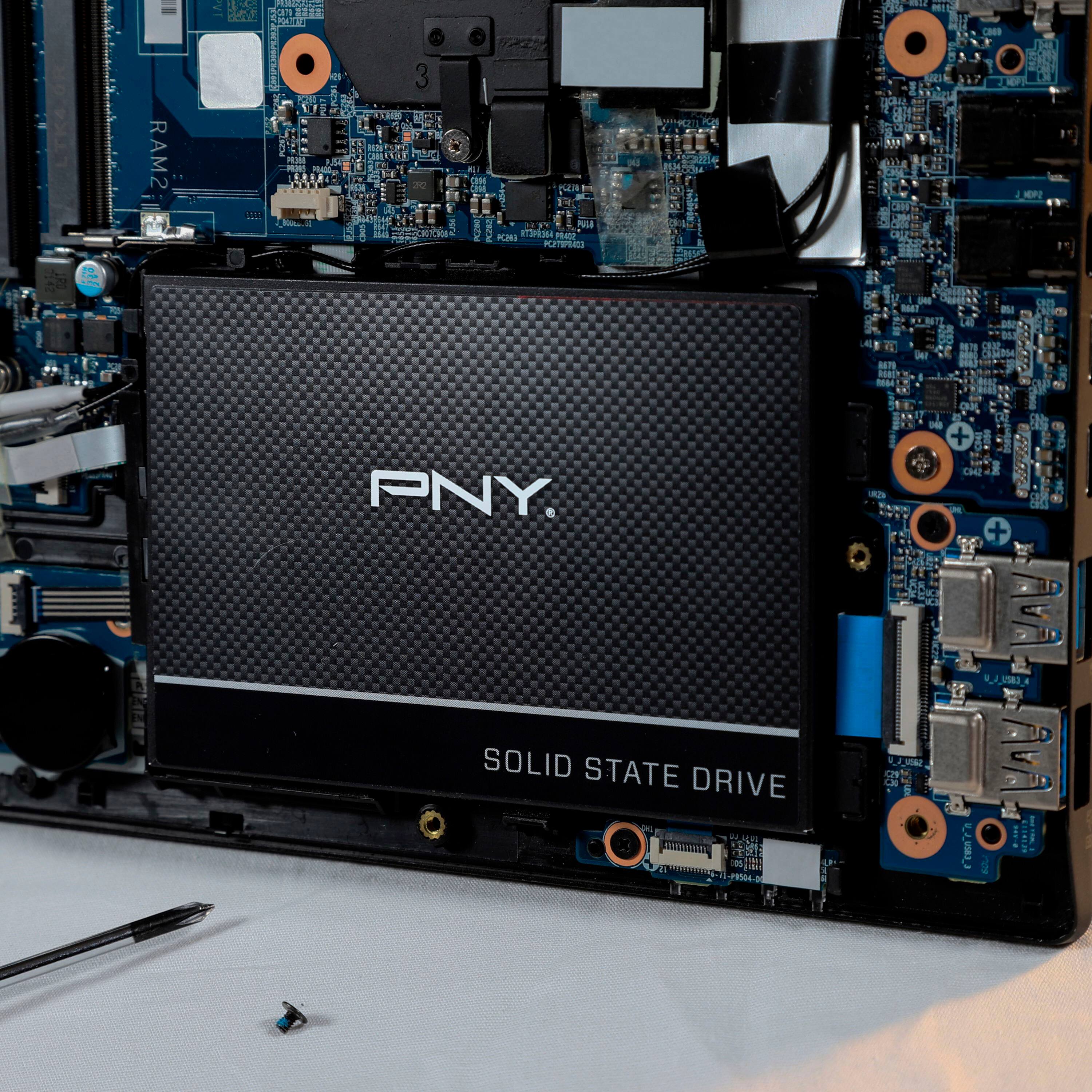 Alt View 16. PNY - CS900 1TB Internal SSD SATA - Black.