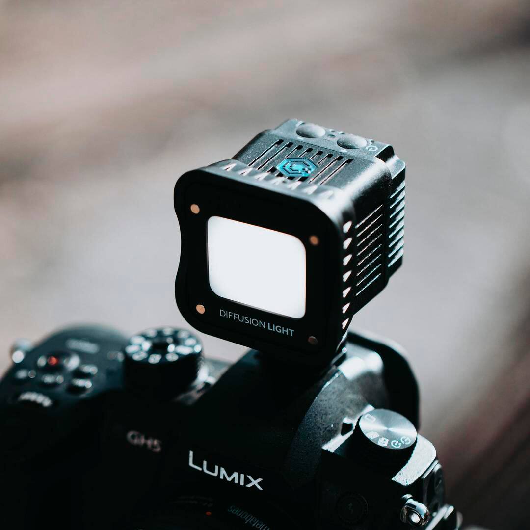 Alt View 21. Lume Cube - 2.0 LED Portable Light.