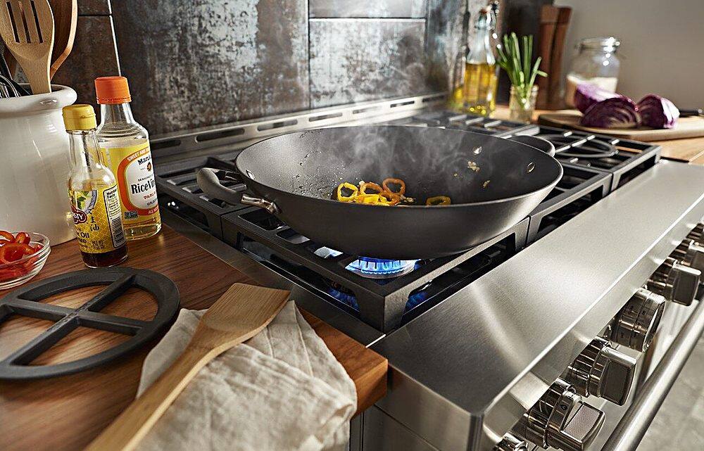 Alt View 26. KitchenAid - Commercial-Style 5.1 Cu. Ft. Slide-In Gas True Convection Range with Self-Cleaning.