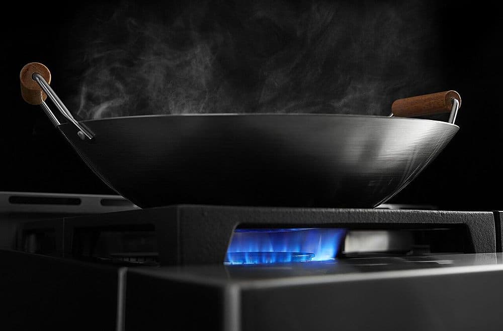 Alt View 27. KitchenAid - Commercial-Style 5.1 Cu. Ft. Slide-In Gas True Convection Range with Self-Cleaning.