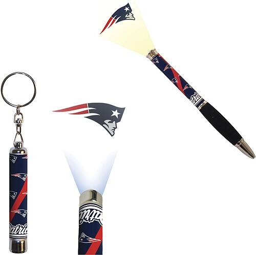 Front Standard. Evergreen - New England Patriots Projection Pen and Key Chain.
