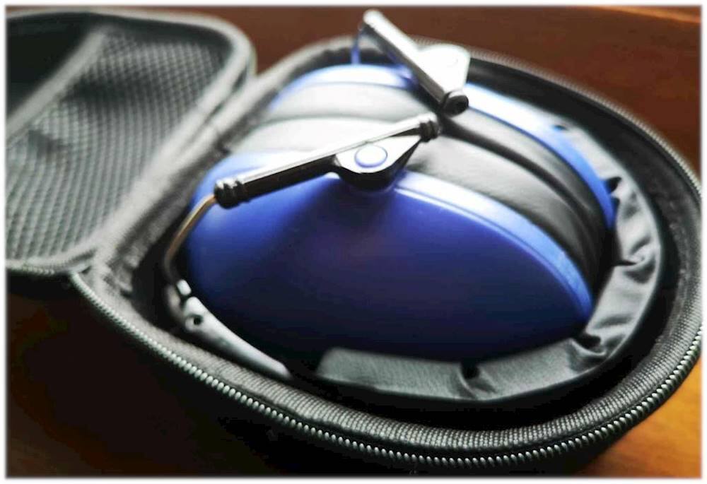 Alt View 12. BANZ - Case for Kids Earmuffs - Lapis.