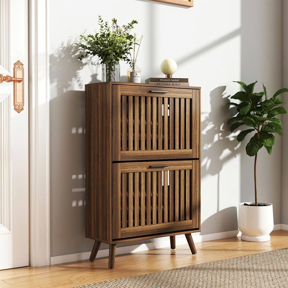 Elizabeth Gaskell  
DIANNA WIESEST