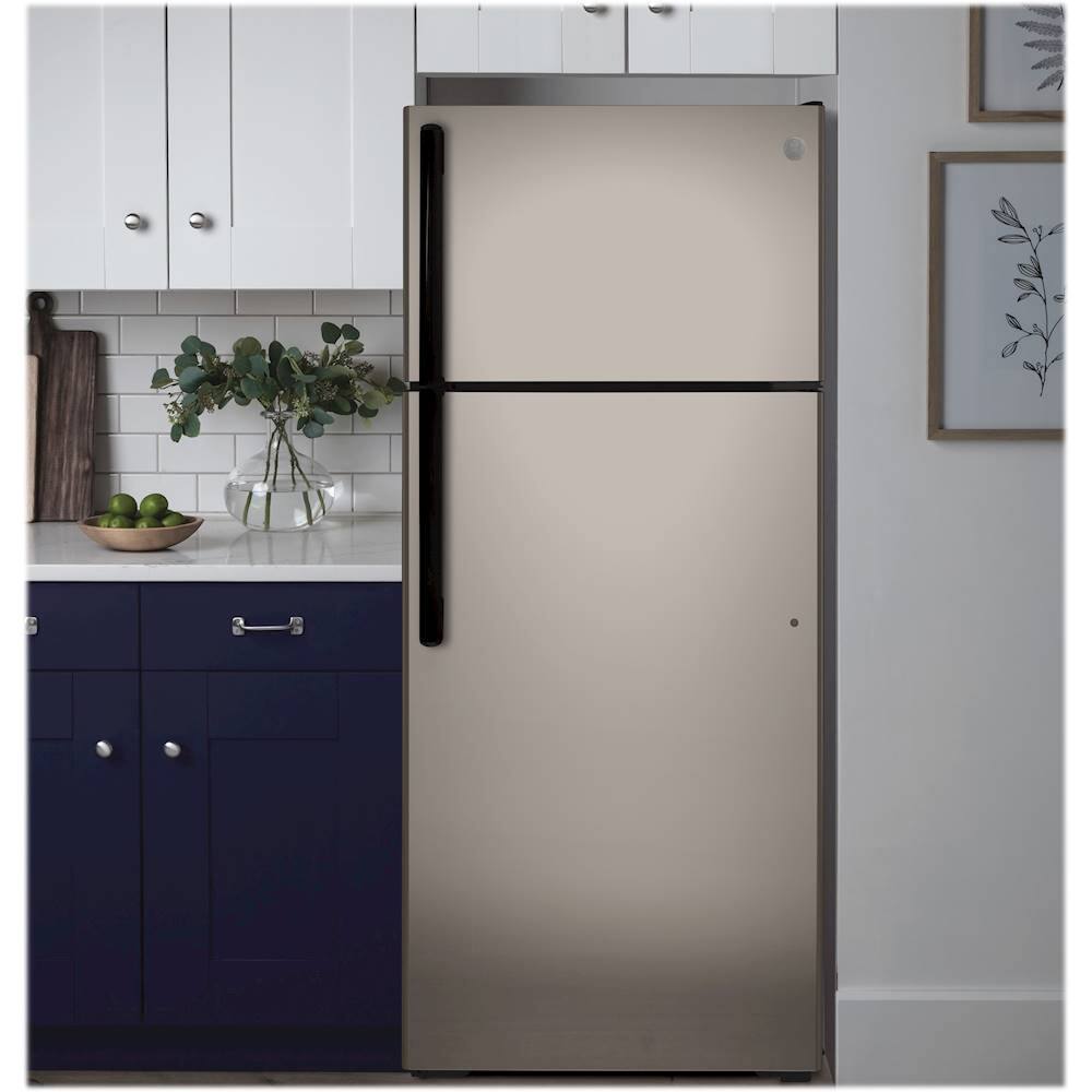 Alt View 11. GE - 17.5 Cu. Ft. Top-Freezer Refrigerator - Silver.