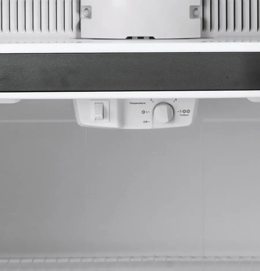 Alt View 14. GE - 17.5 Cu. Ft. Top-Freezer Refrigerator - White.
