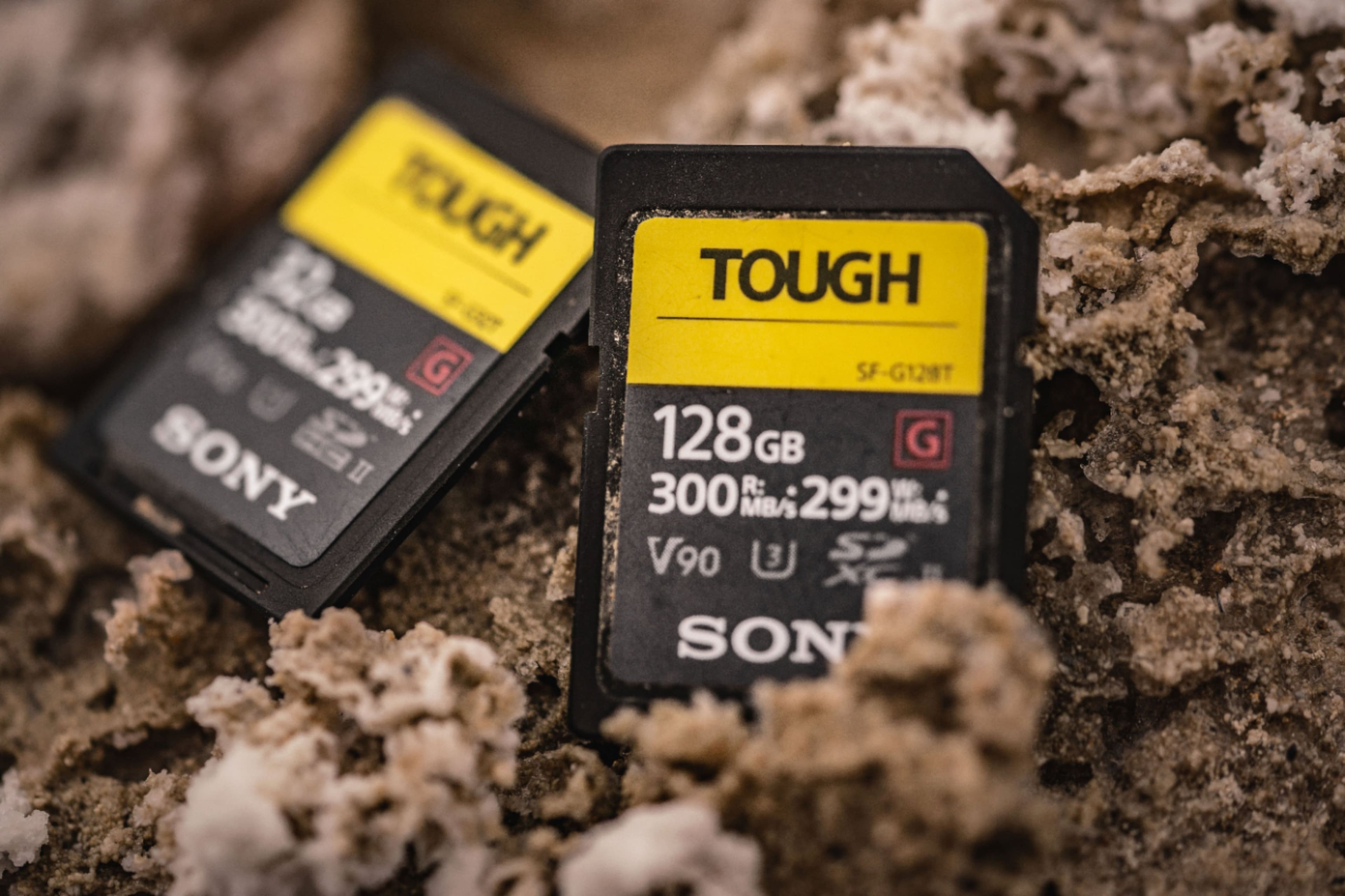 Sony SFG128T/T1 128GB SDXC UHS-II TOUGH G Series Memory Card ...