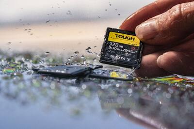 Sony SFG128T/T1 128GB SDXC UHS II TOUGH G Series Memory Card Sony SFG128T/T1 128GB SDXC UHS II TOUGH G Series Memory Card