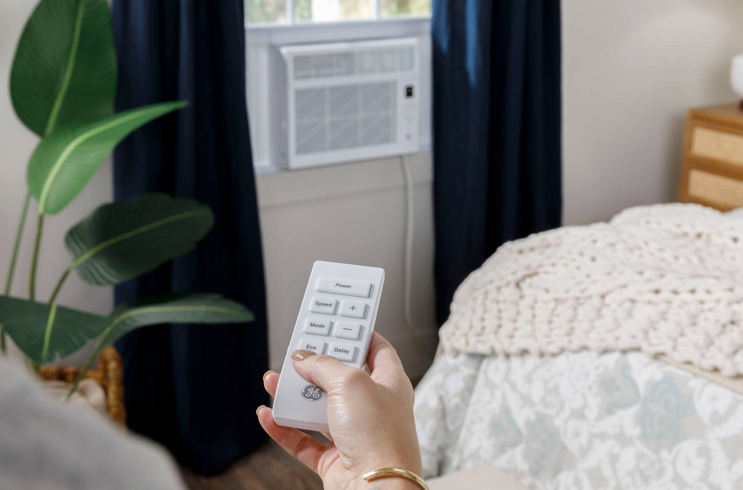 Alt View 20. GE - 150 Sq. Ft. 5,000 BTU Window Air Conditioner with Remote - White.