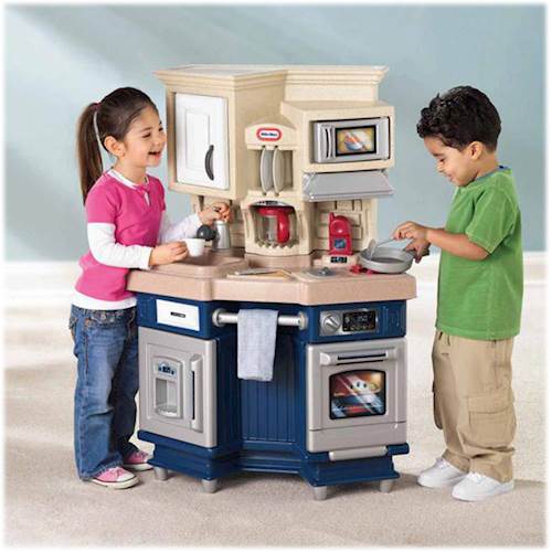 Best Buy: Little Tikes Modern Kitchen Play Set 643637C