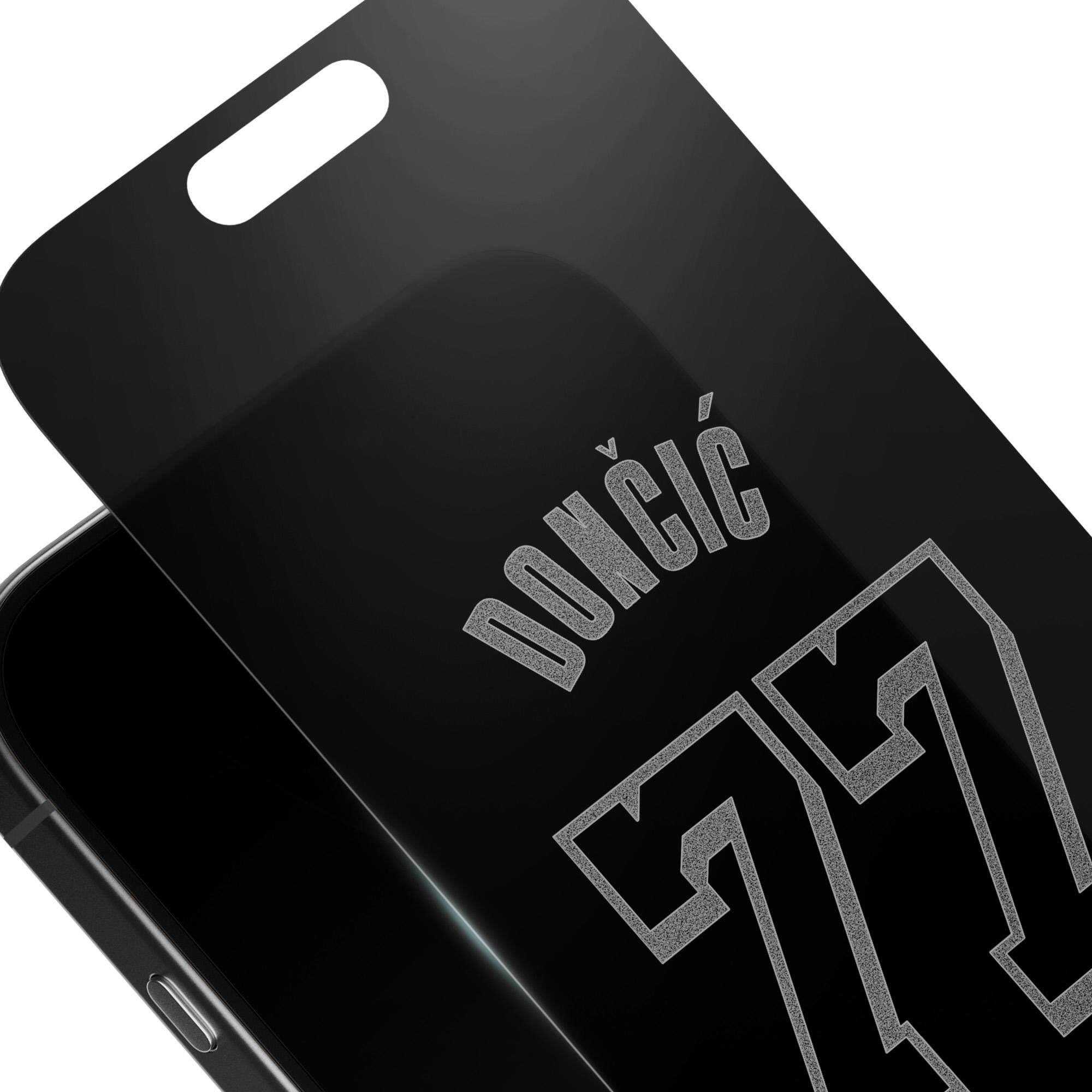 Alt View 2. Screen Skinz - Luka Don-i- Los Angeles Lakers Privacy iPhone Screen Protector - 15/15 Pro/16 - Multicolor.