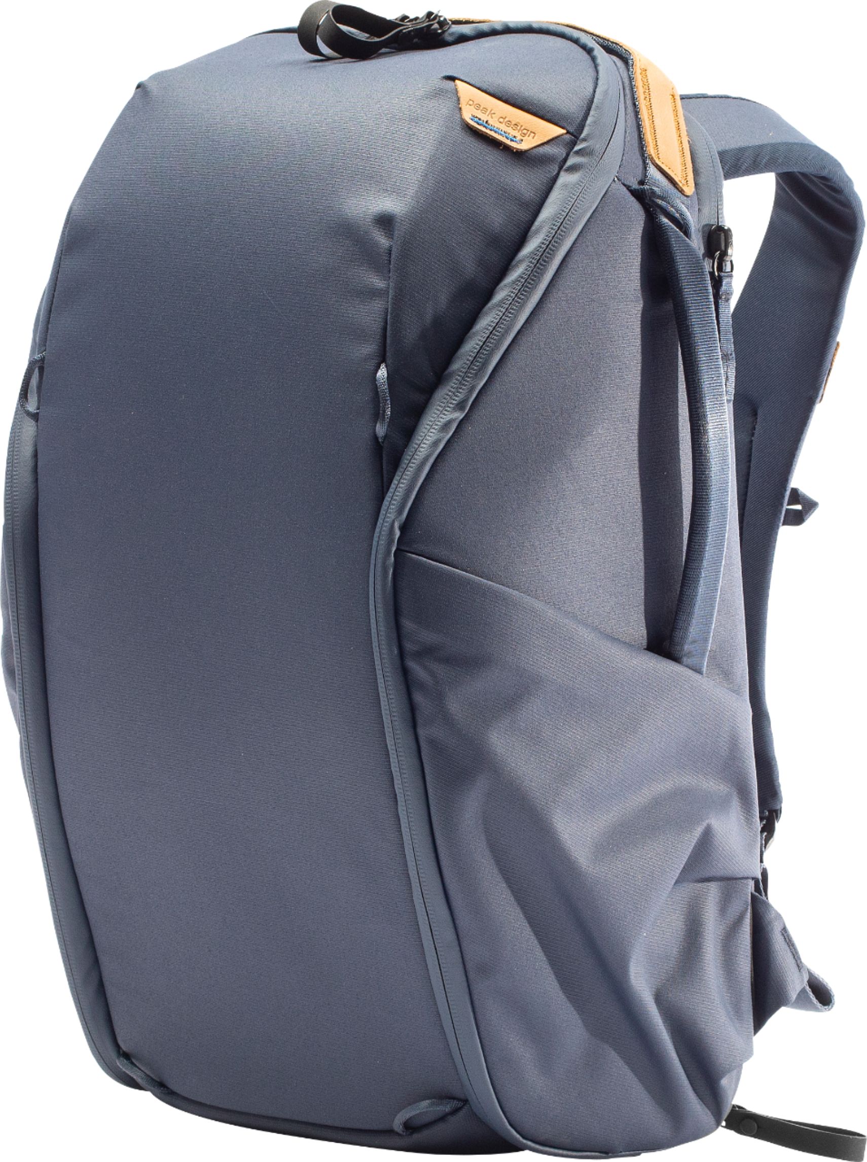 Left View: Peak Design - Everyday Backpack 20L Zip - Midnight