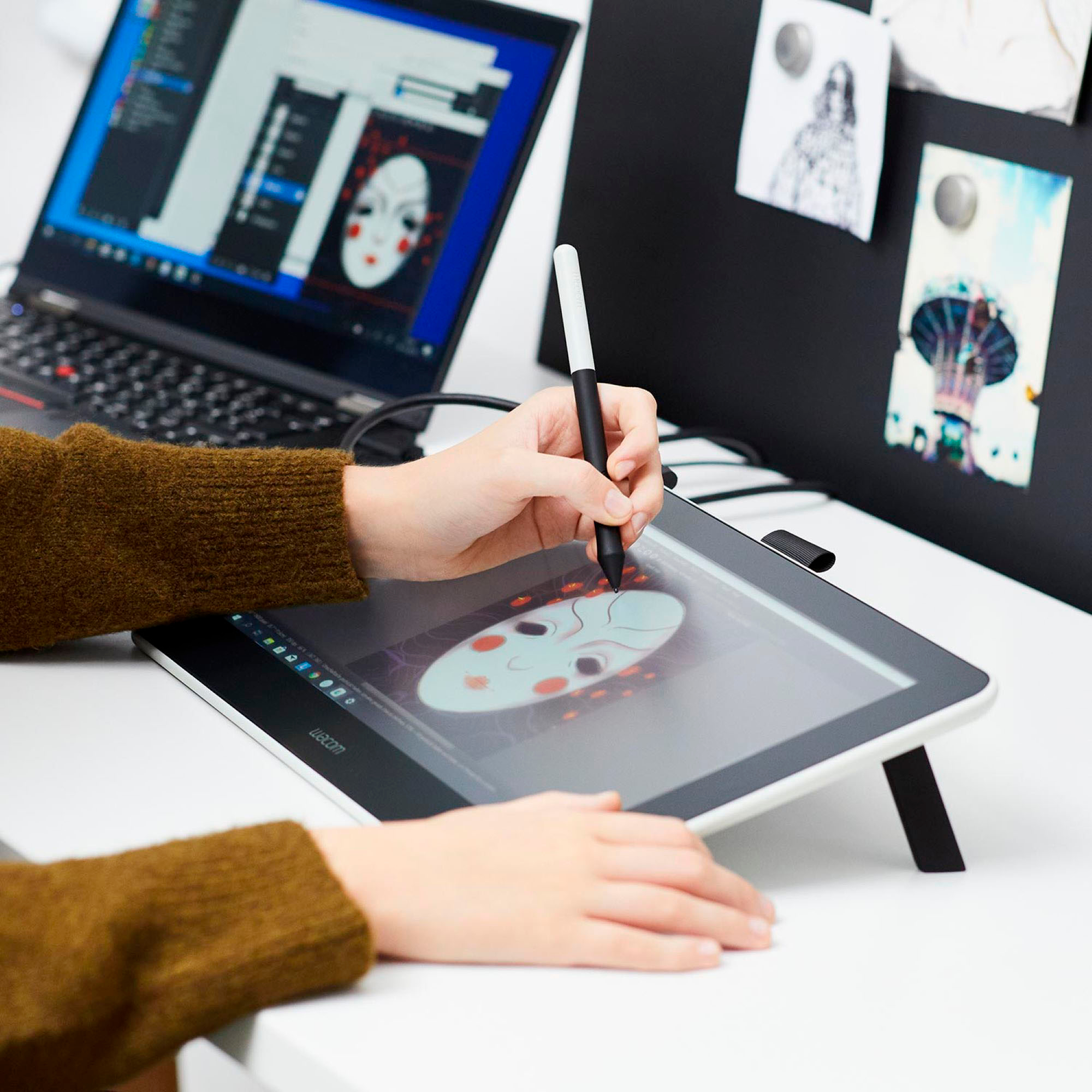 Wacom One Drawing Tablet with Screen, 13.3\